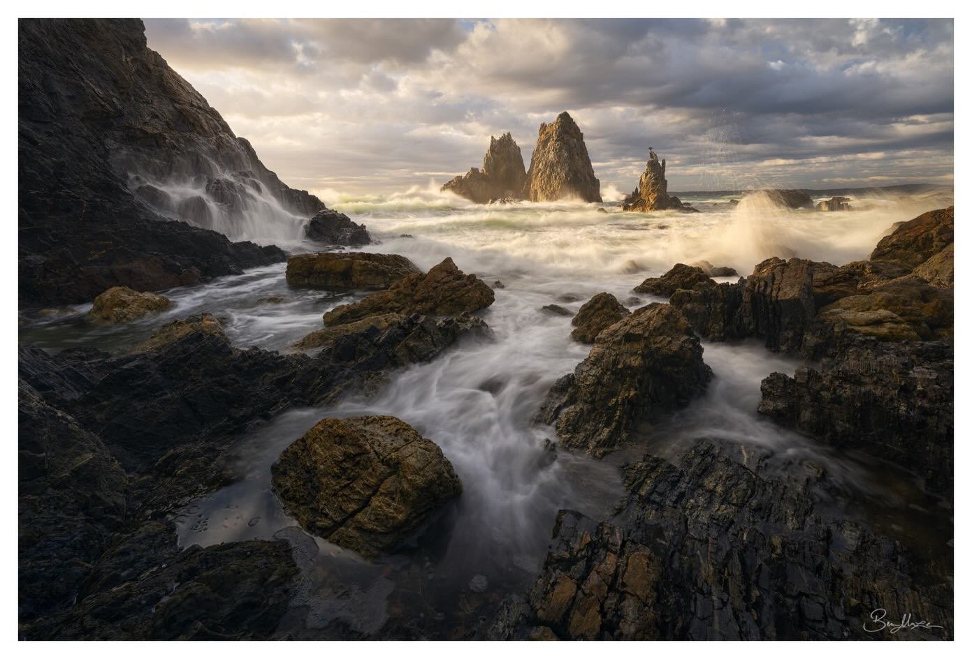 Two new images from my Sapphire Coast Seascapes workshop that took place over the weekend. We explored the iconic Camel Rock at both sunset and sunrise during the workshop, giving clients a chance to return with more familiarity and techniques to wor