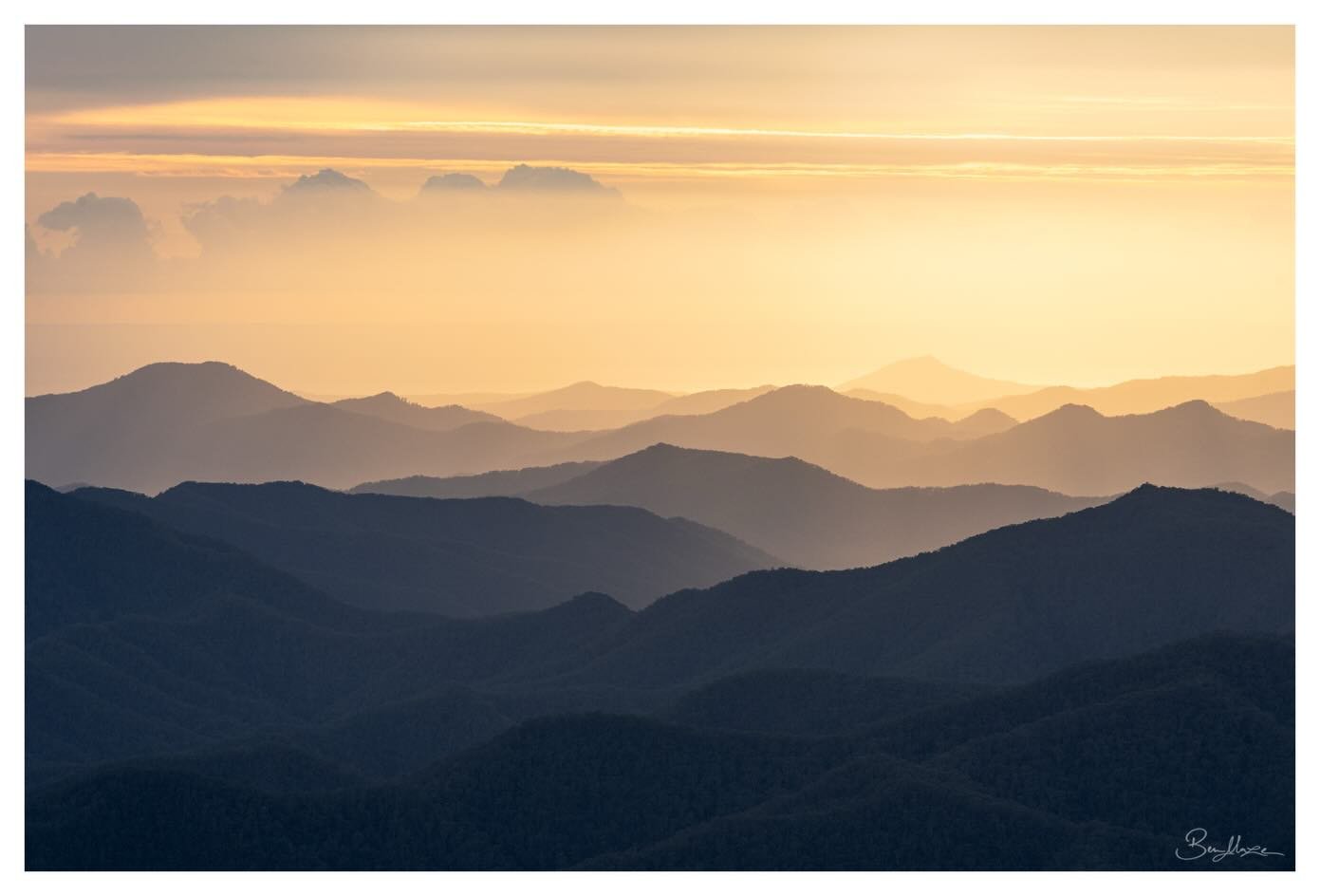 A couple of images captured a few days ago on my Waterfall Way Rainforests Workshop. We spent two sunrises at this spectacular lookout in New England NP, with amazing colours and light to work with both times. These images are very simply edited in L
