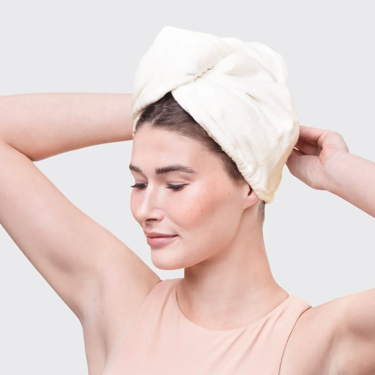 5250-beauty-cleanse-eco-cotton-hairtowel-1280x1280px.webp