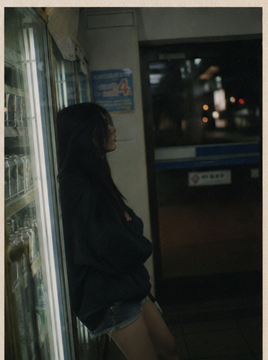 05_convenience_store_scene.png