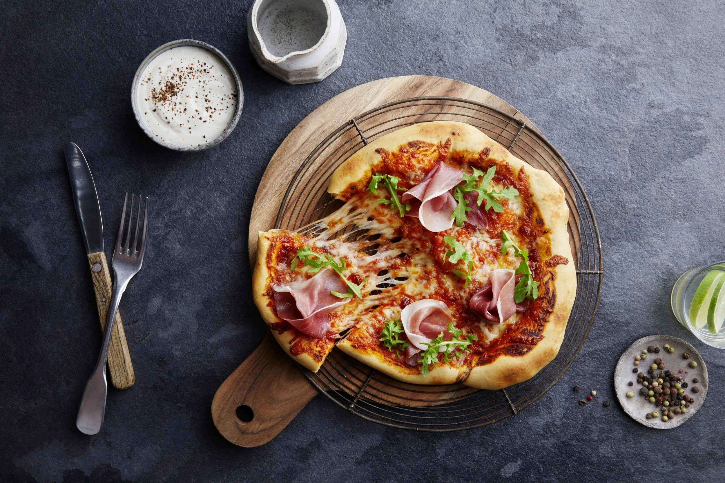 TINE_Mozzarella Pizza.jpg