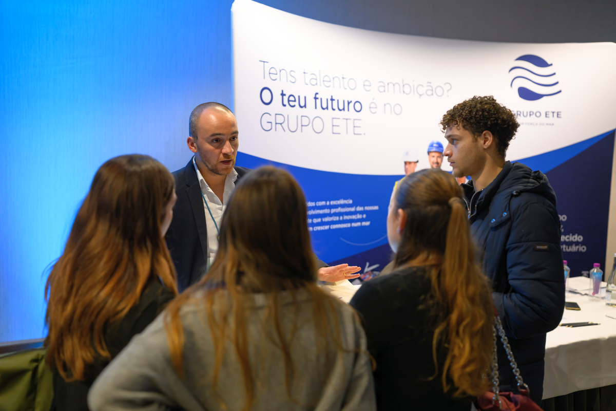 feiraemprego-216 1200x800.png