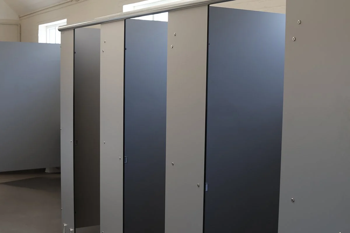 Grey and black cubicles at Ascot Racecourse.jpg