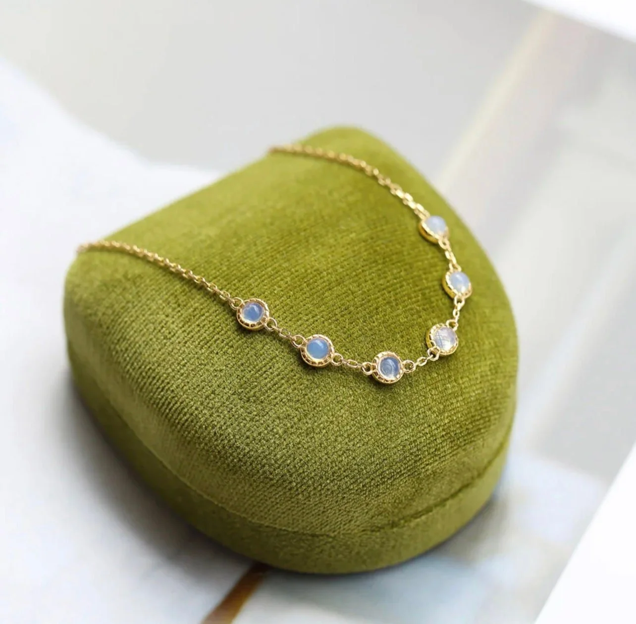 https://i.etsystatic.com/42382417/r/il/a48bef/5020096444/il_fullxfull.5020096444_614c.jpg
