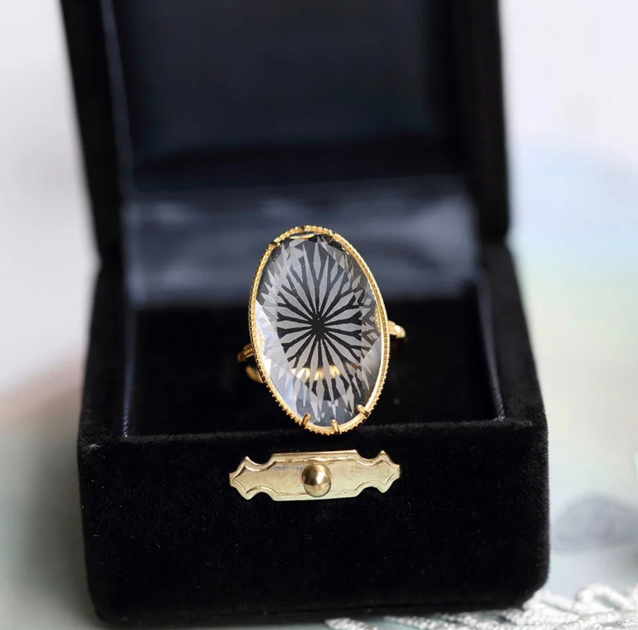 https://i.etsystatic.com/42382417/r/il/9b28e7/5065913897/il_fullxfull.5065913897_stju.jpg