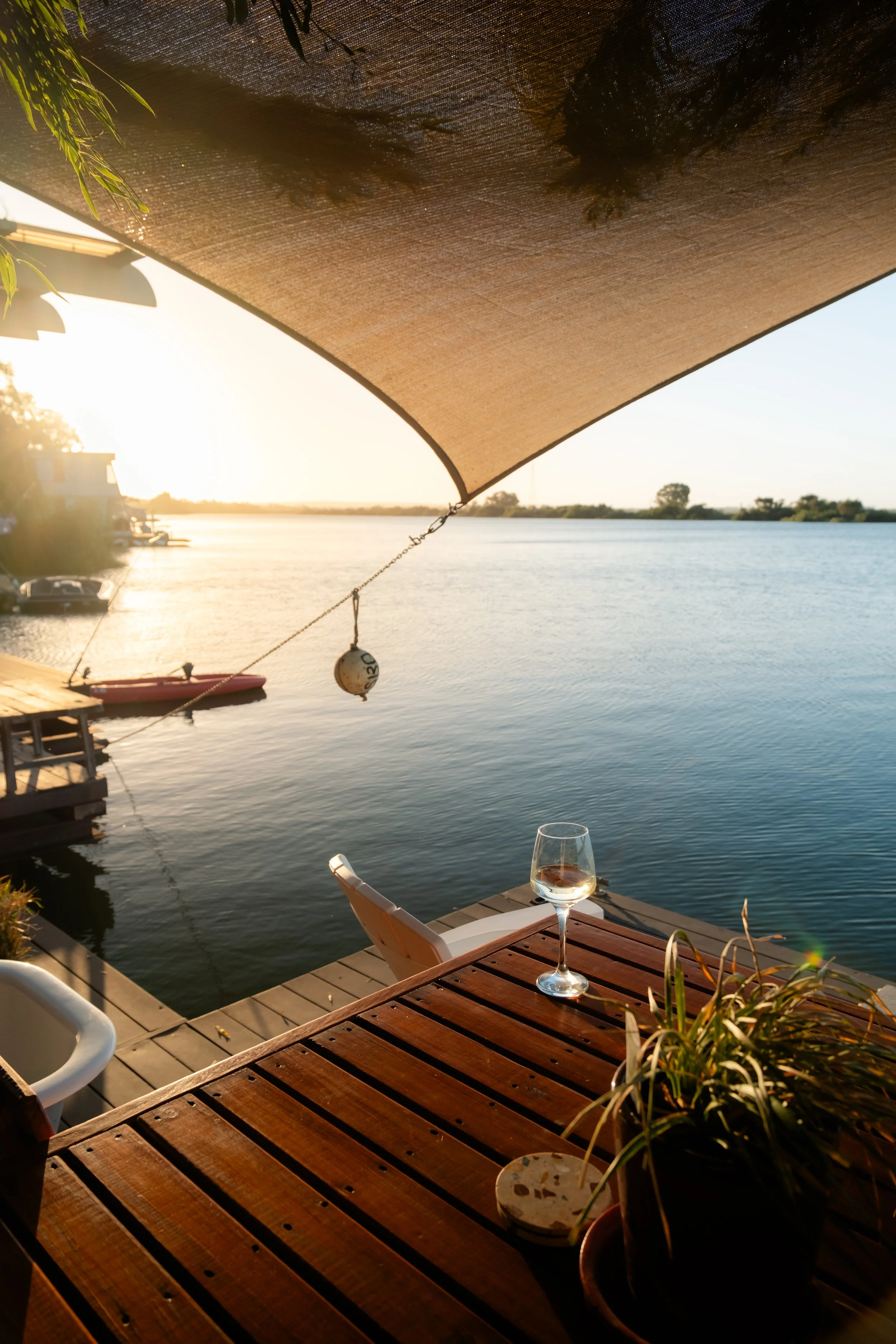 Bills Boathouse-3884.jpg