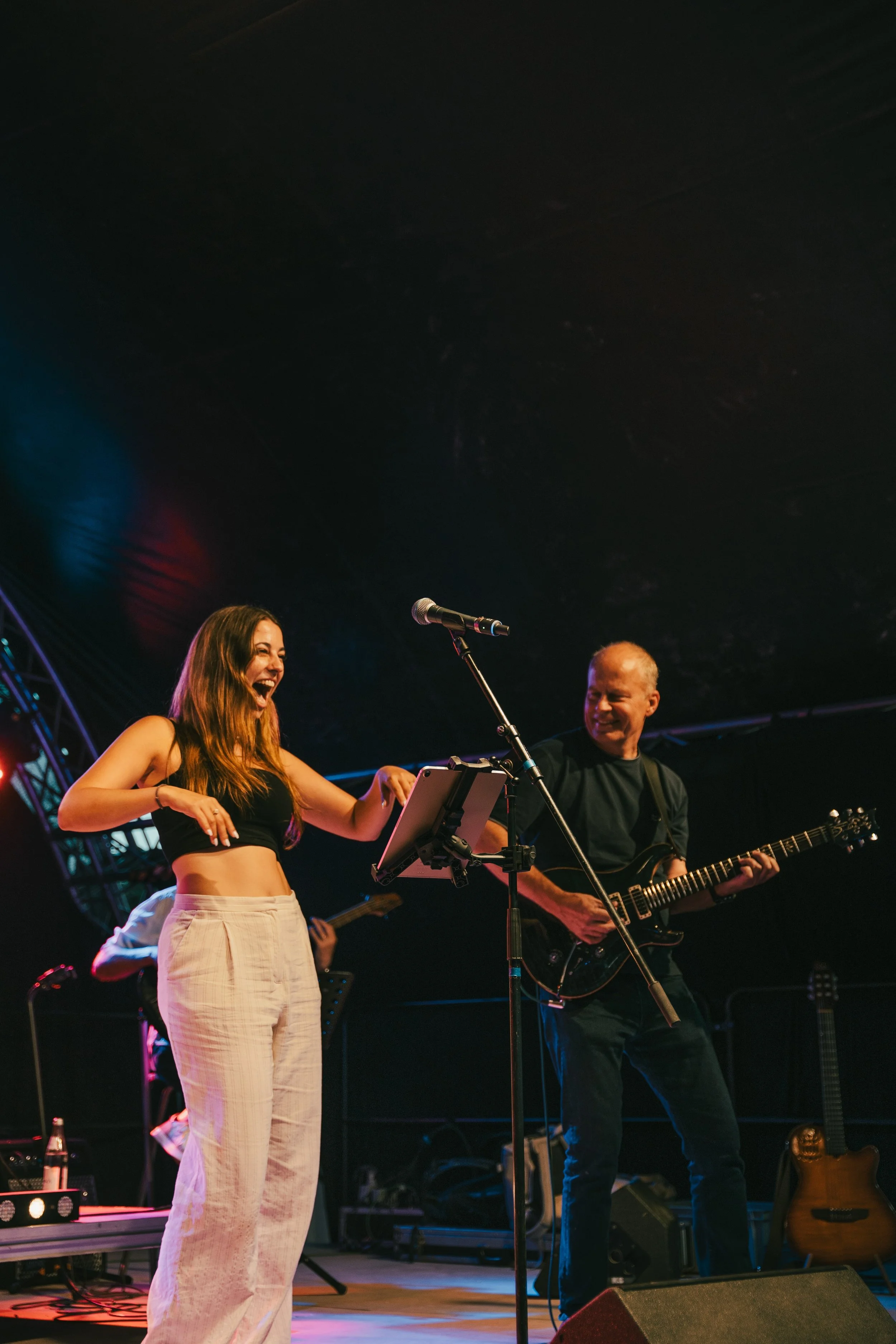 LUCA GRACE-69 LG AX.JPG