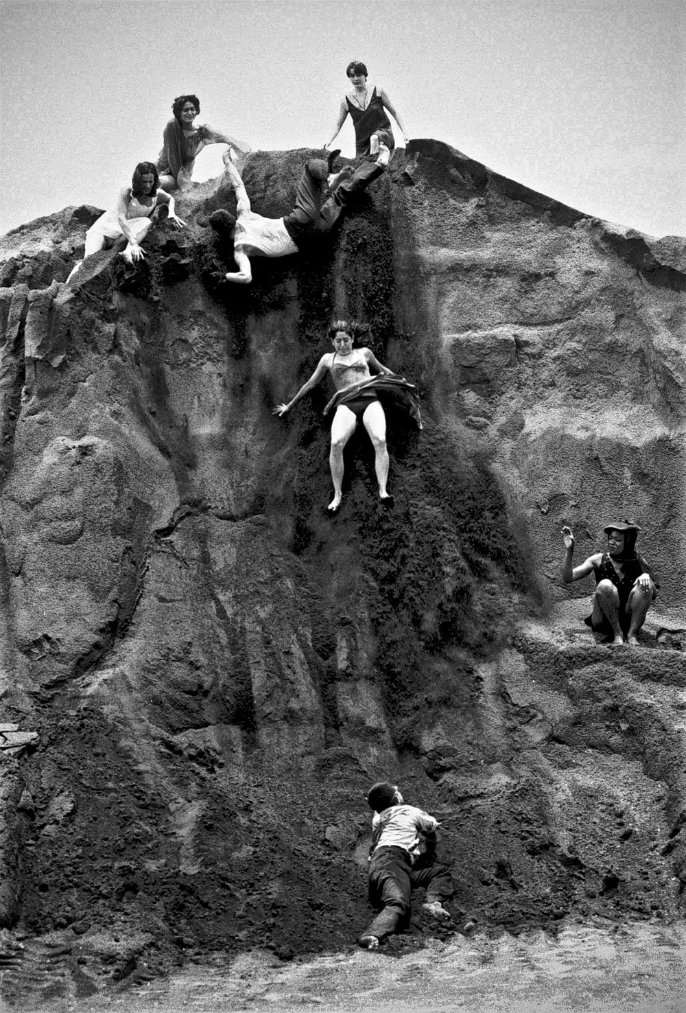 from the series trípticos los denmedium