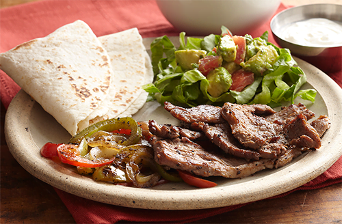 BISON FAJITAS WITH GUACAMOLE SALAD