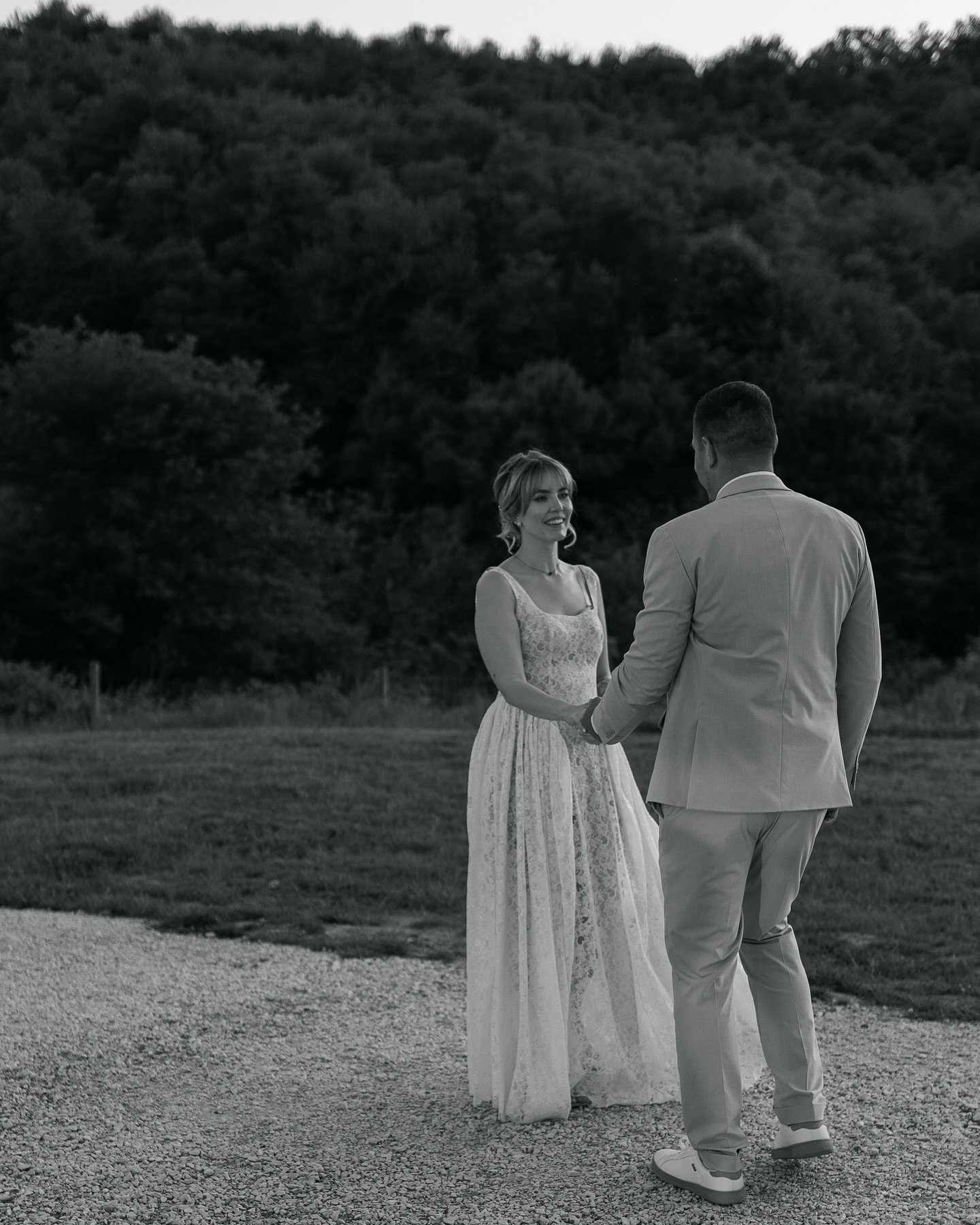J&rsquo;ai ador&eacute; participer &agrave; cette formation, d&eacute;couvrir l&rsquo;univers du mariage, apprendre, observer&hellip; et surtout capturer tous ces moments. Mais j&rsquo;ai aussi ador&eacute; sublimer chaque image, y apporter ma touche