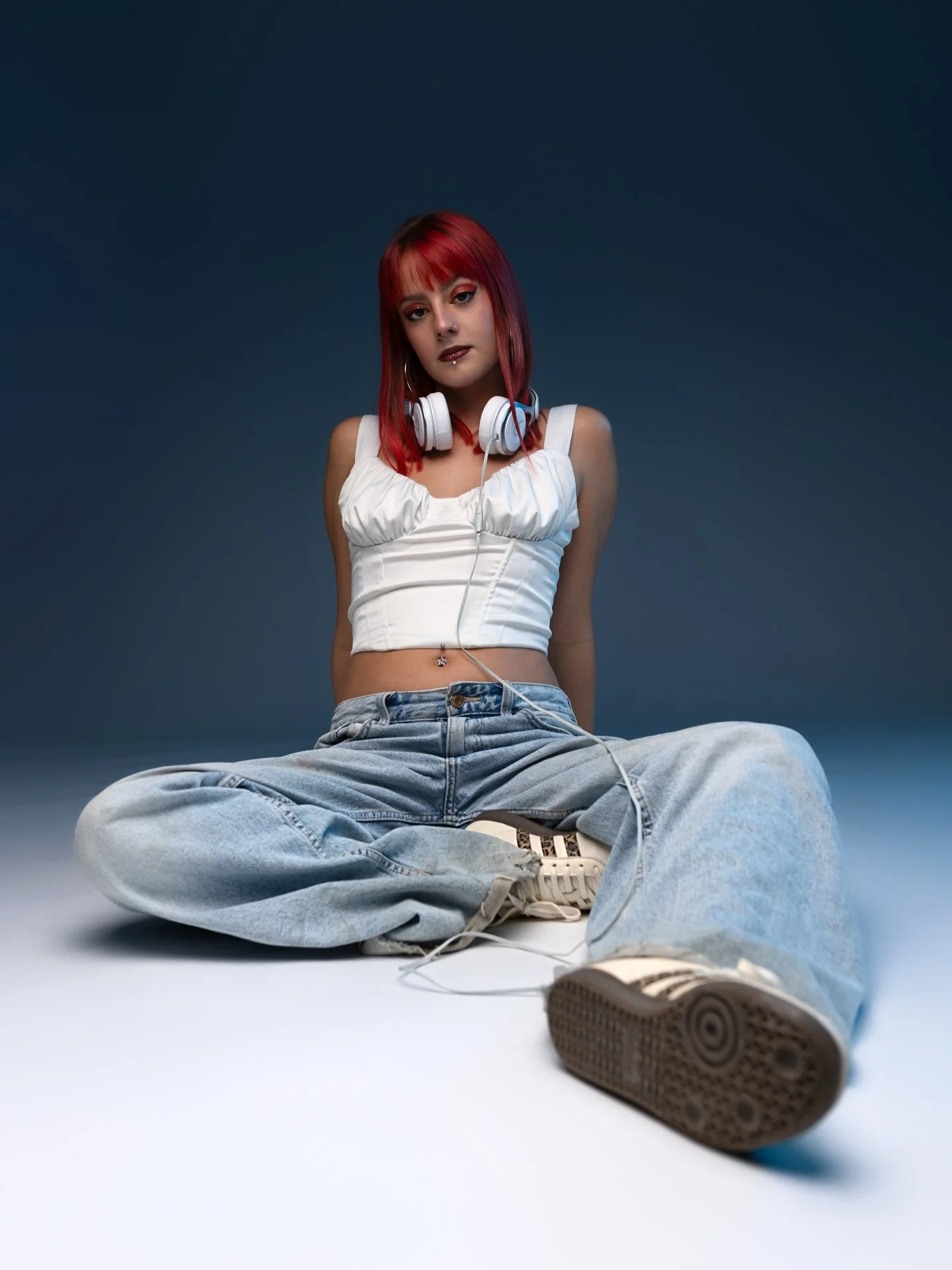 J&rsquo;adore la vibe de ces photos 🩵
 
Avant de shooter, on prend le temps de parler de toi. De ce que tu aimes, de ce que tu as envie d&rsquo;explorer, de ce que tu n&rsquo;oses peut-&ecirc;tre pas encore. Je te guide tout au long de la s&eacute;a