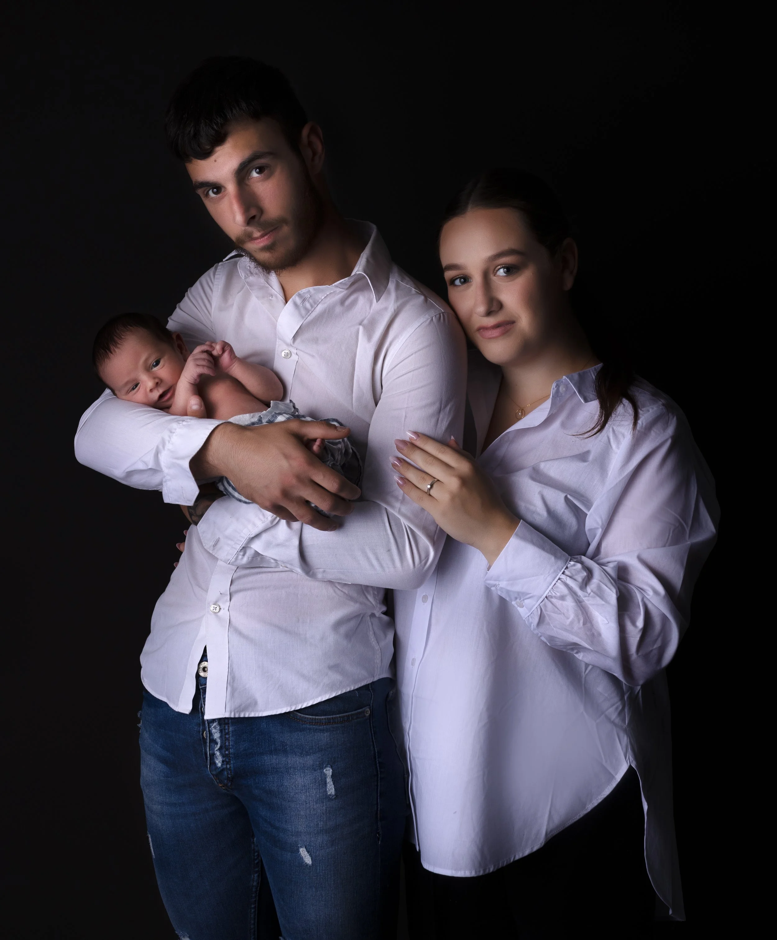Séance photo nouveau-né à Brézins, en Isère, proche Voiron et Grenoble.