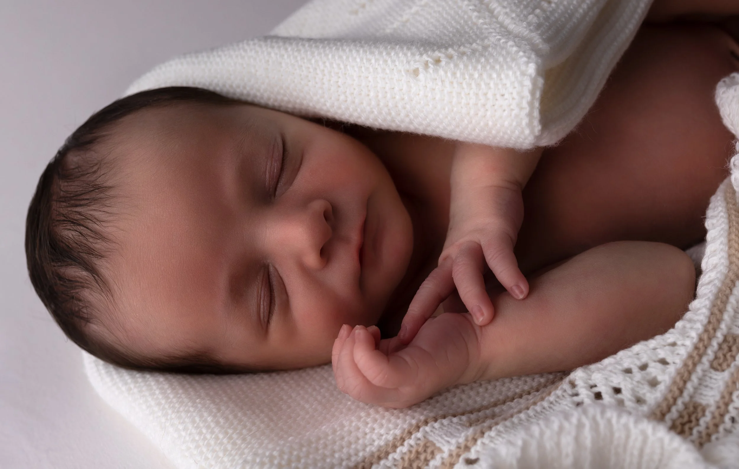 Entre Grenoble et Bourgoin-Jallieu, un studio photo dédié aux émotions.