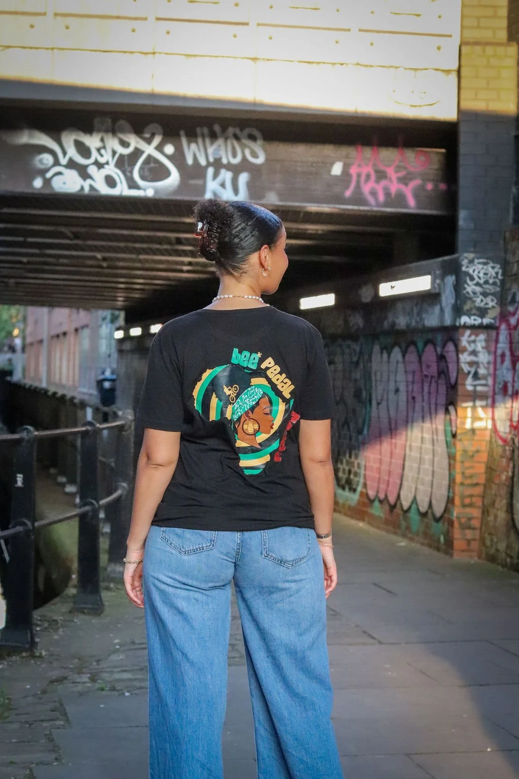 bee-pedal-ready-t-shirt-rear-view.jpg