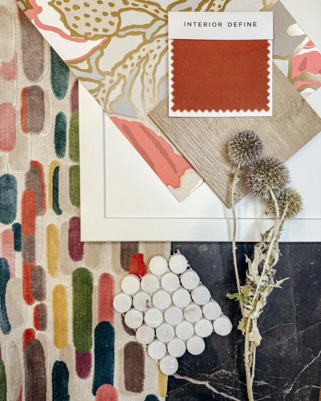 KICK OUT THE KIDS. This playroom-turned-cozy room is built just for mom (though she'll allow for snuggles). Stick with us as the renovation takes place. Full reveal mid-March 😍