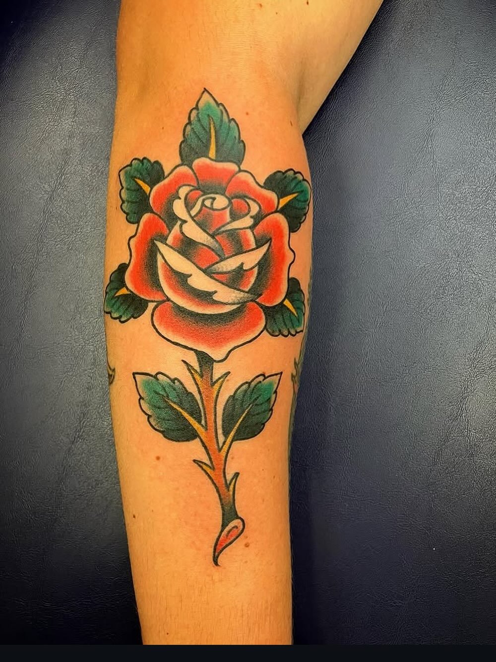 🌹 done by Mike @mikelucenatattoo &bull; to book your appointment with Mike, you can call / email the shop! Or contact Mike directly at mikejlucena73@gmail.com