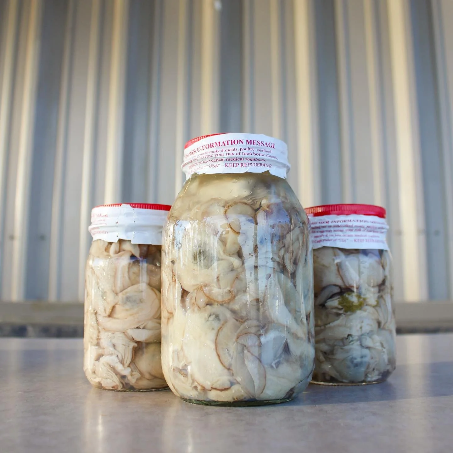 Thnkasgiving oysters are in! 🦪 Both whole and shucked available! They'll be gone fast, so don't miss out!

🦪 Shucked pint: $20.99
🦪 Shucked quart: $40.99
🦪 Whole: $0.75 / each