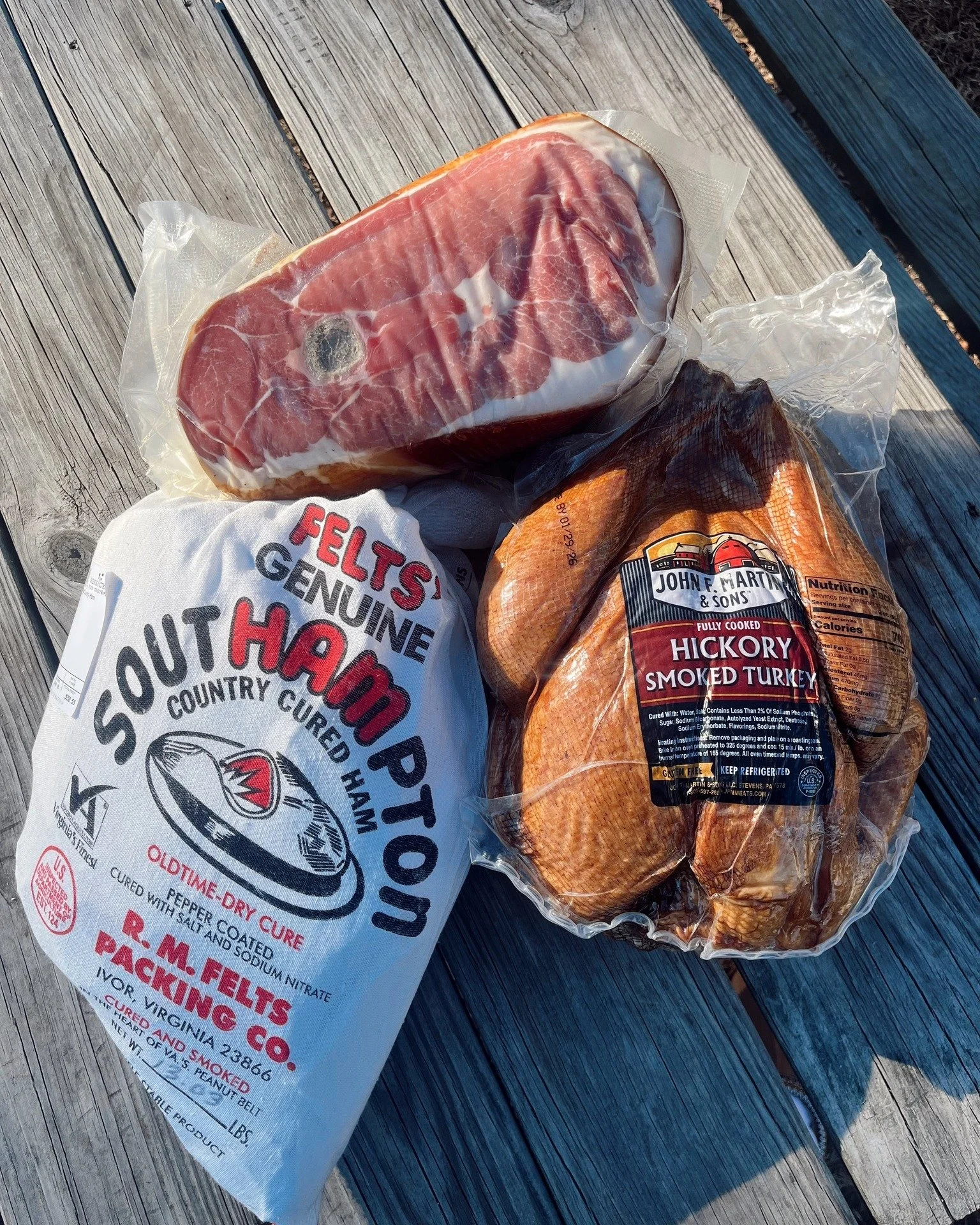 Holiday essentials in stock! Smoked turkeys and hams ready when you are.🍖🍗