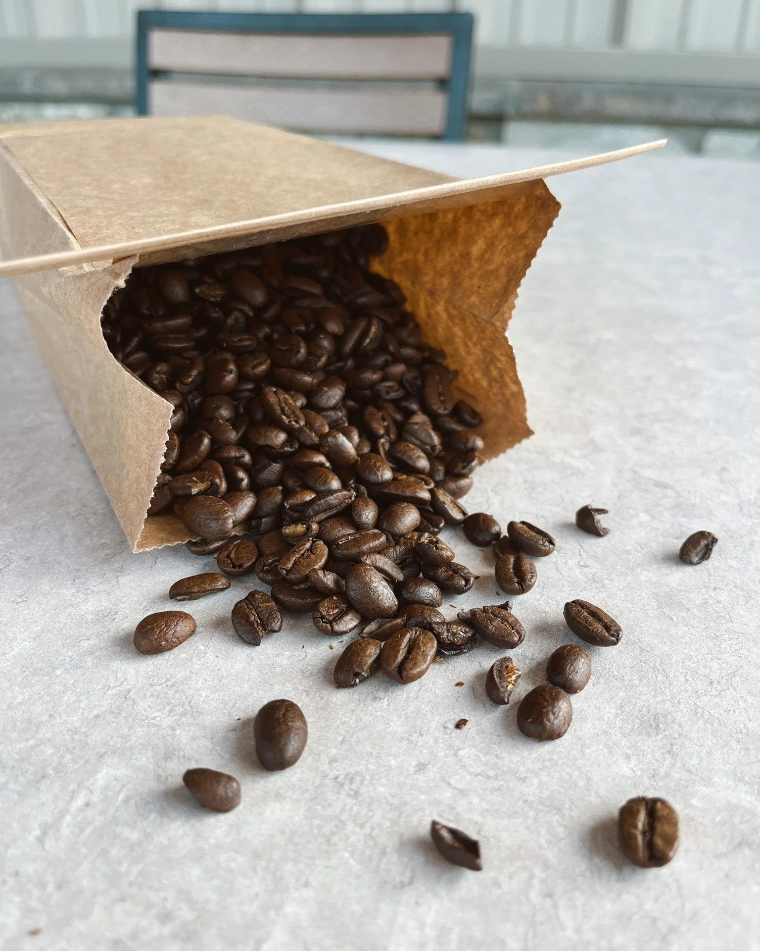 Our grind-your-own coffee beans are freshly roasted and ready to be enjoyed ☕ Take home whole beans or grind it here, the choice is yours!