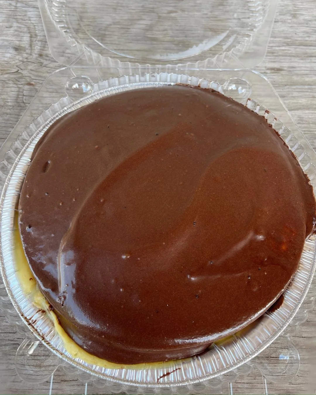 PIE OF WEEK! 🥧 Our Boston Cream Pie should sweeten the mood this week at 30% off! 😋