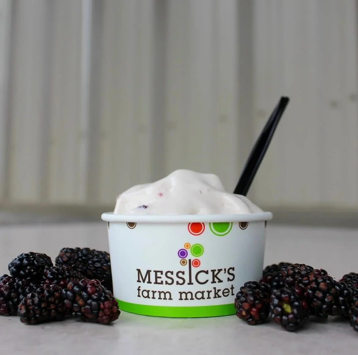 Did you hear?! BLACKBERRY FROZEN CUSTARD IS BACK!😋 This crowd favorite is here stay&hellip;for warm days like this one, or cold ones like tomorrow🍦