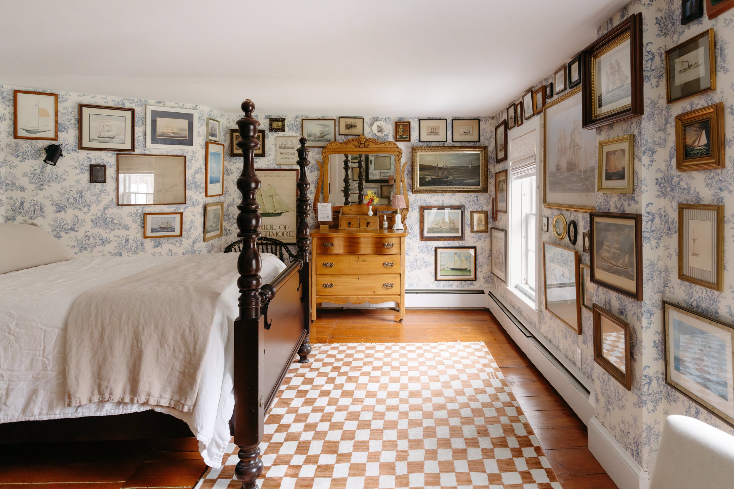 Harpswell Inn _ Room 04-2.jpg