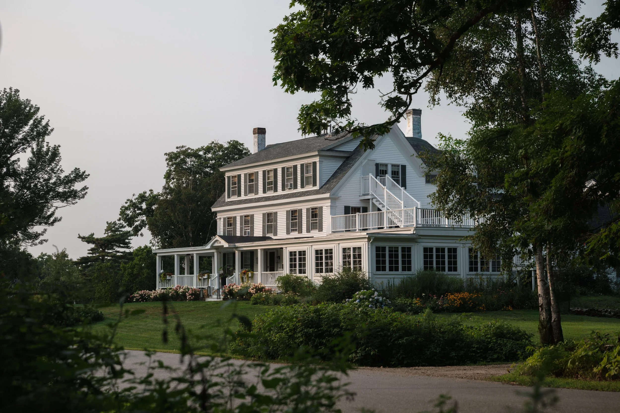 THE HARPSWELL INN