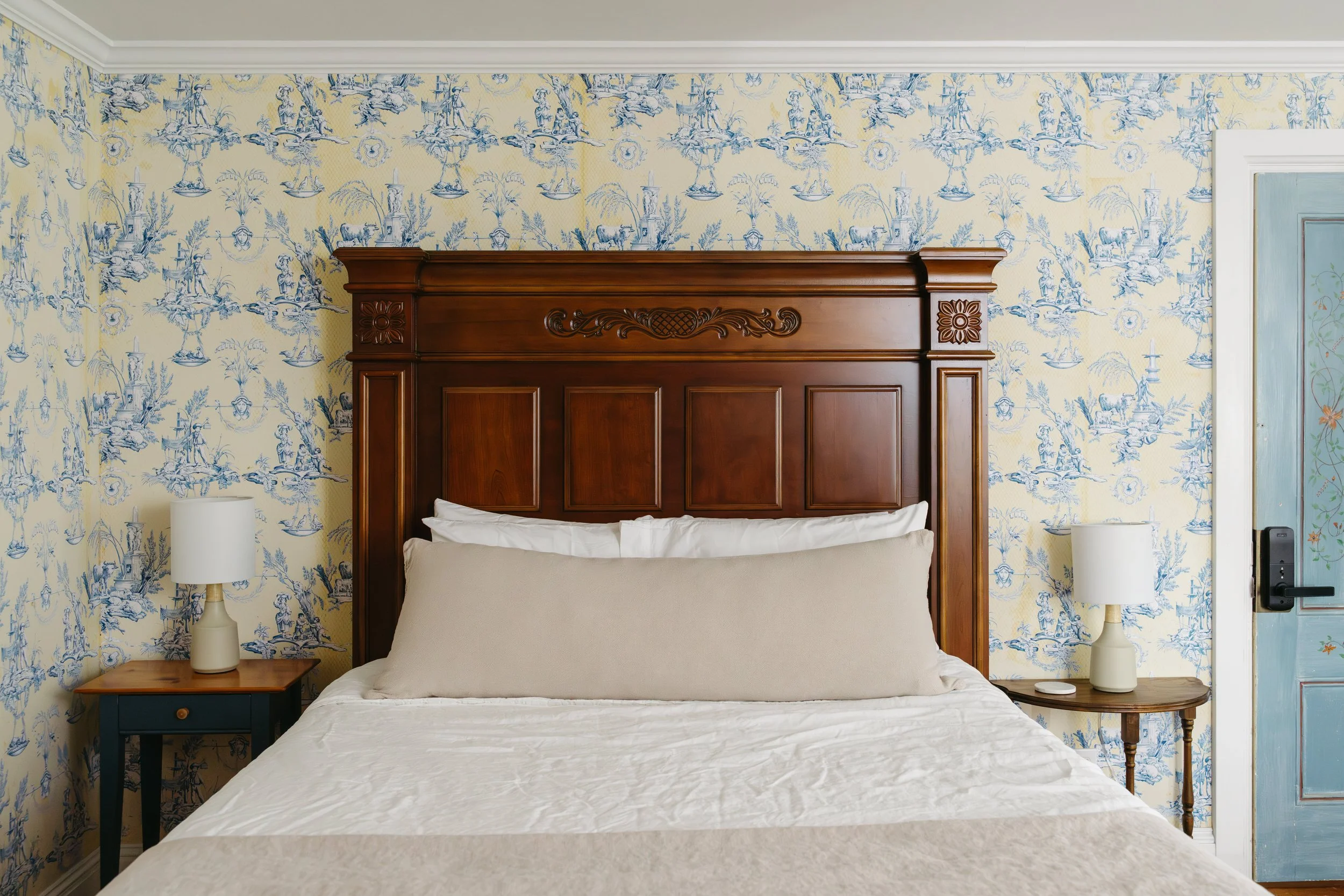 Harpswell Inn _ Room 01-12.jpg