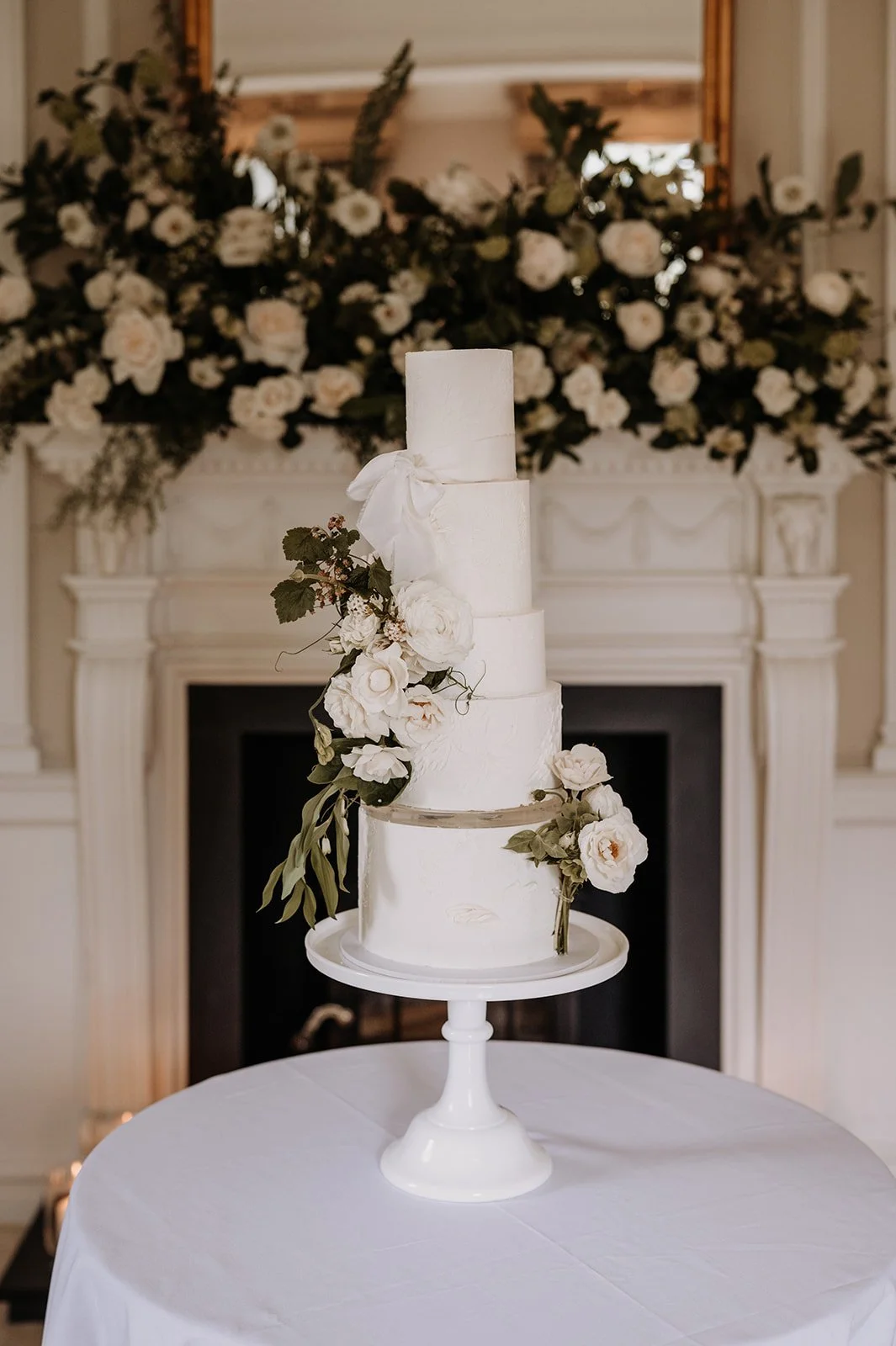 How to plan a wedding cake — Bloom and Crumb - London Wedding Cakes