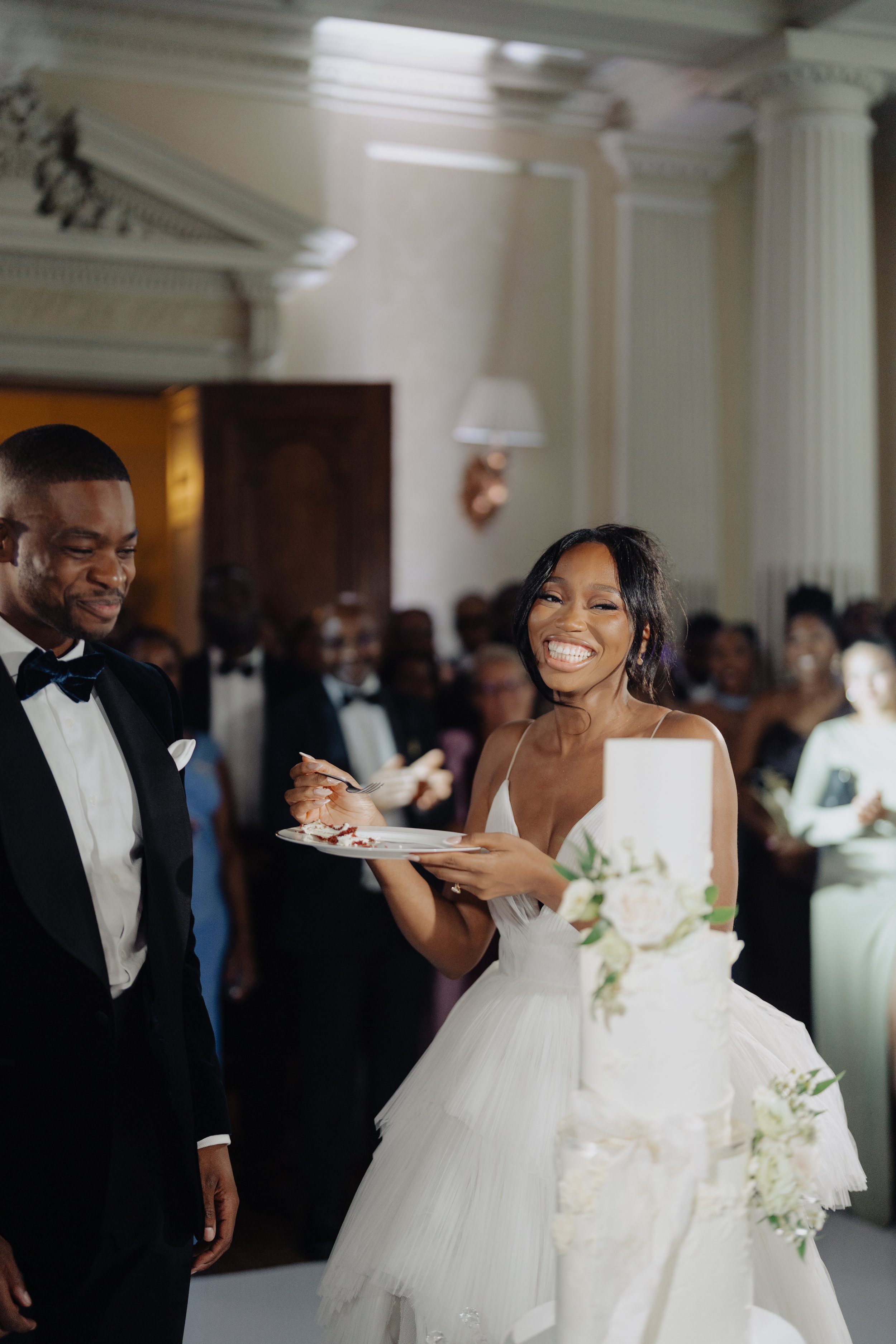 A timeless romantic spring wedding at Hedsor House 