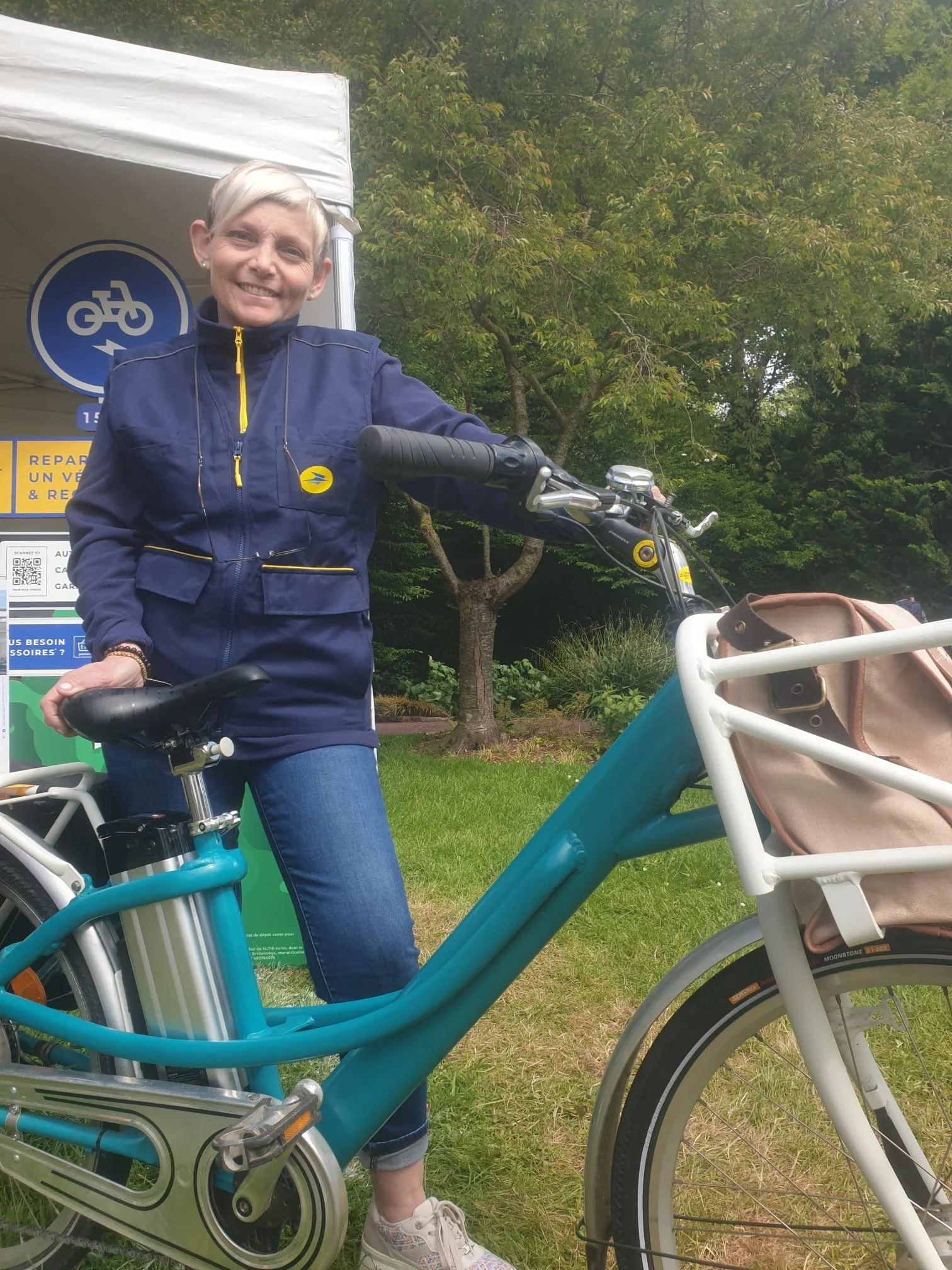 Anne, factrice à vélo à Dieppe : entre liberté et insécurité