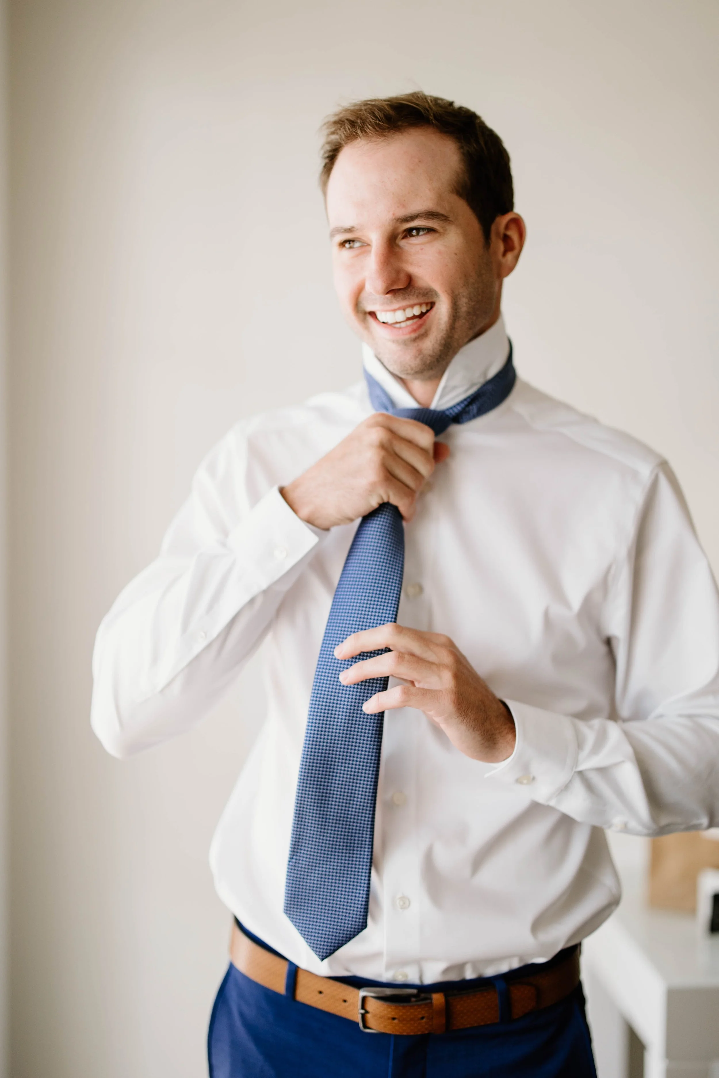 dehnzwedding_gettingready-4371.jpg