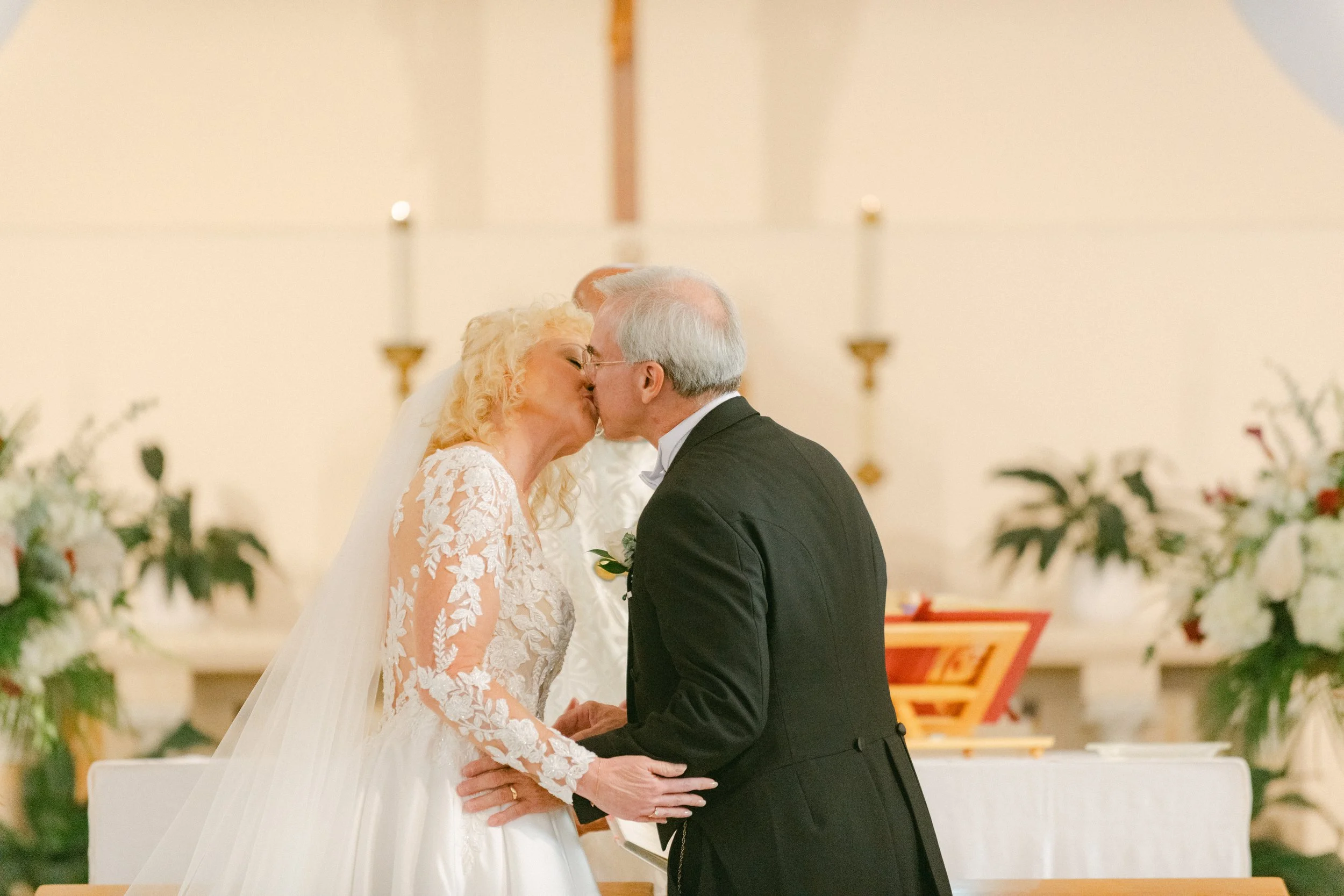 2024-10-04-Darla-and-Mike-Wedding-Preview-0028.jpg