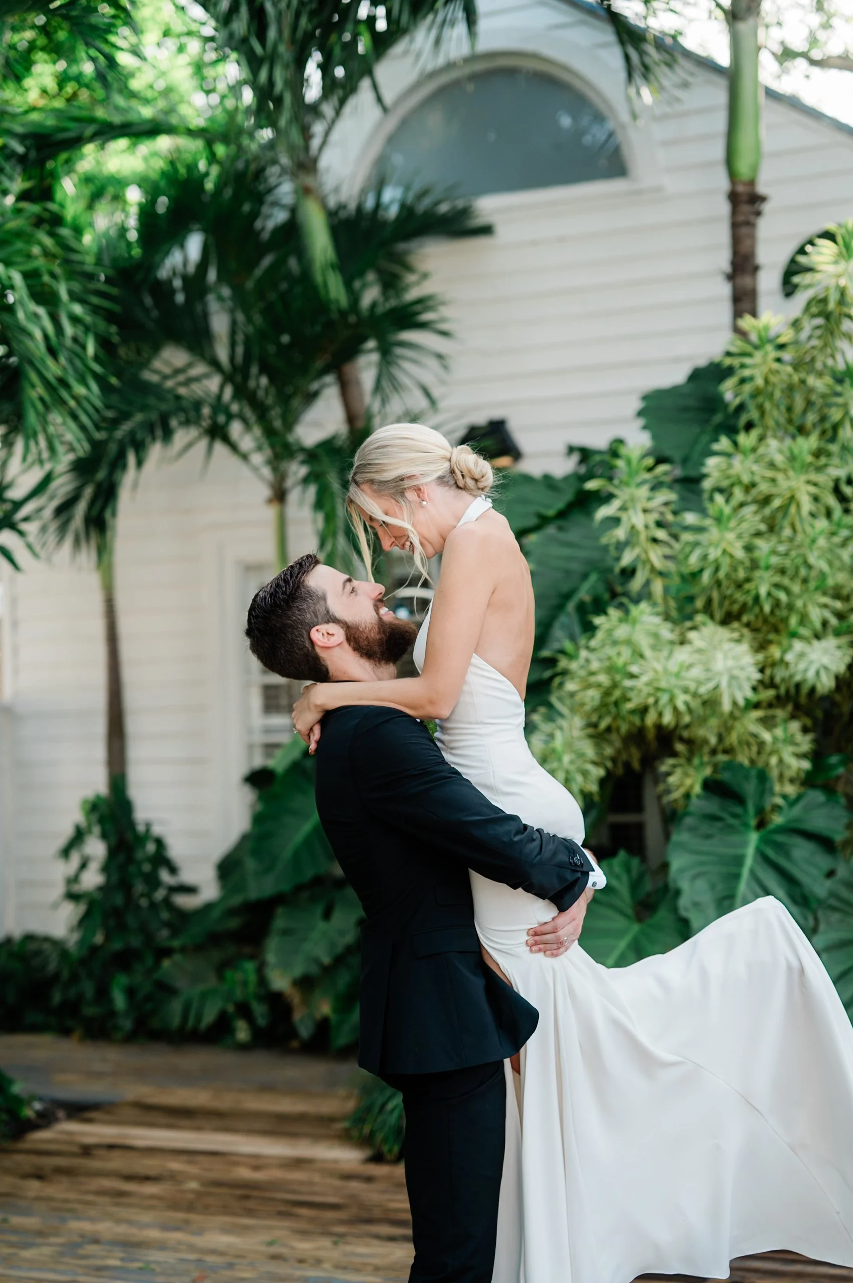 ToriWeddingHemingwayHouse-282.jpg