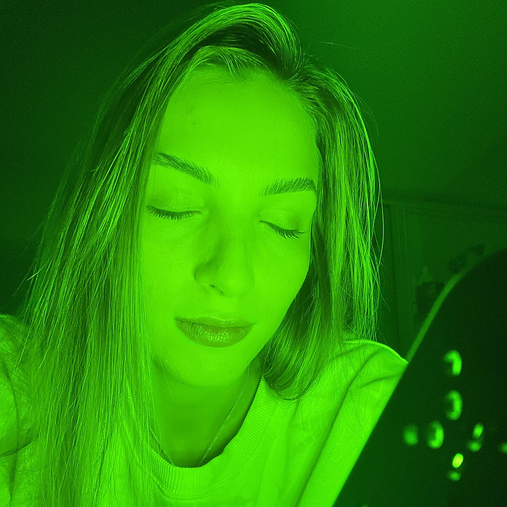 Green light therapy for Migraine