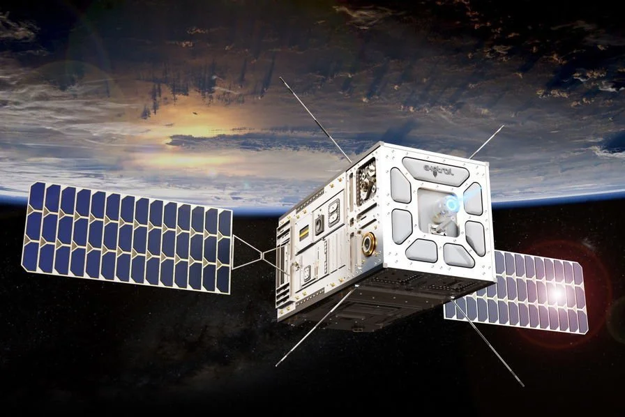 satellite crée via decoupe laser aerospatiale