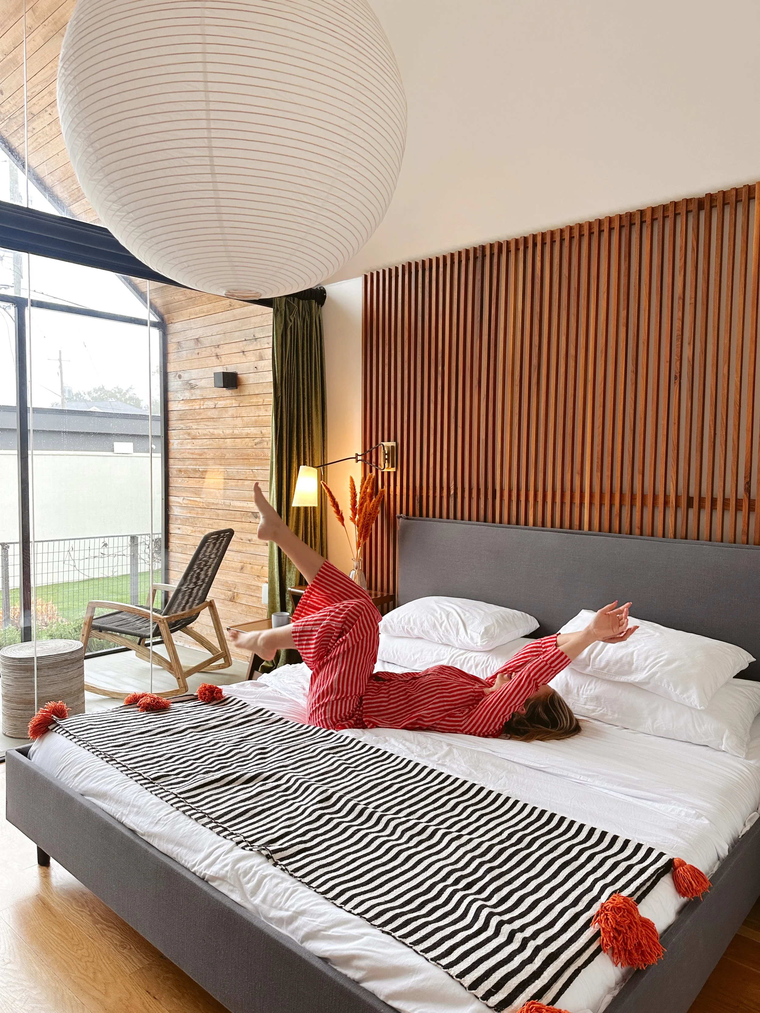 Solo Travel, Thoughtfully