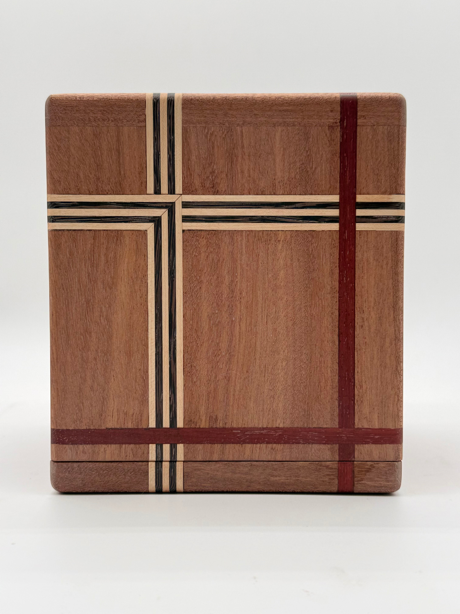 Brass Wolf Workshop_Urn_Side.png