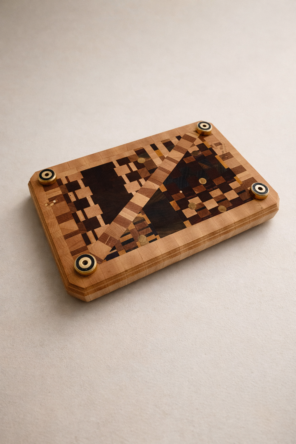 Brass Wolf Workshop_End Grain Cutting Board (5).png