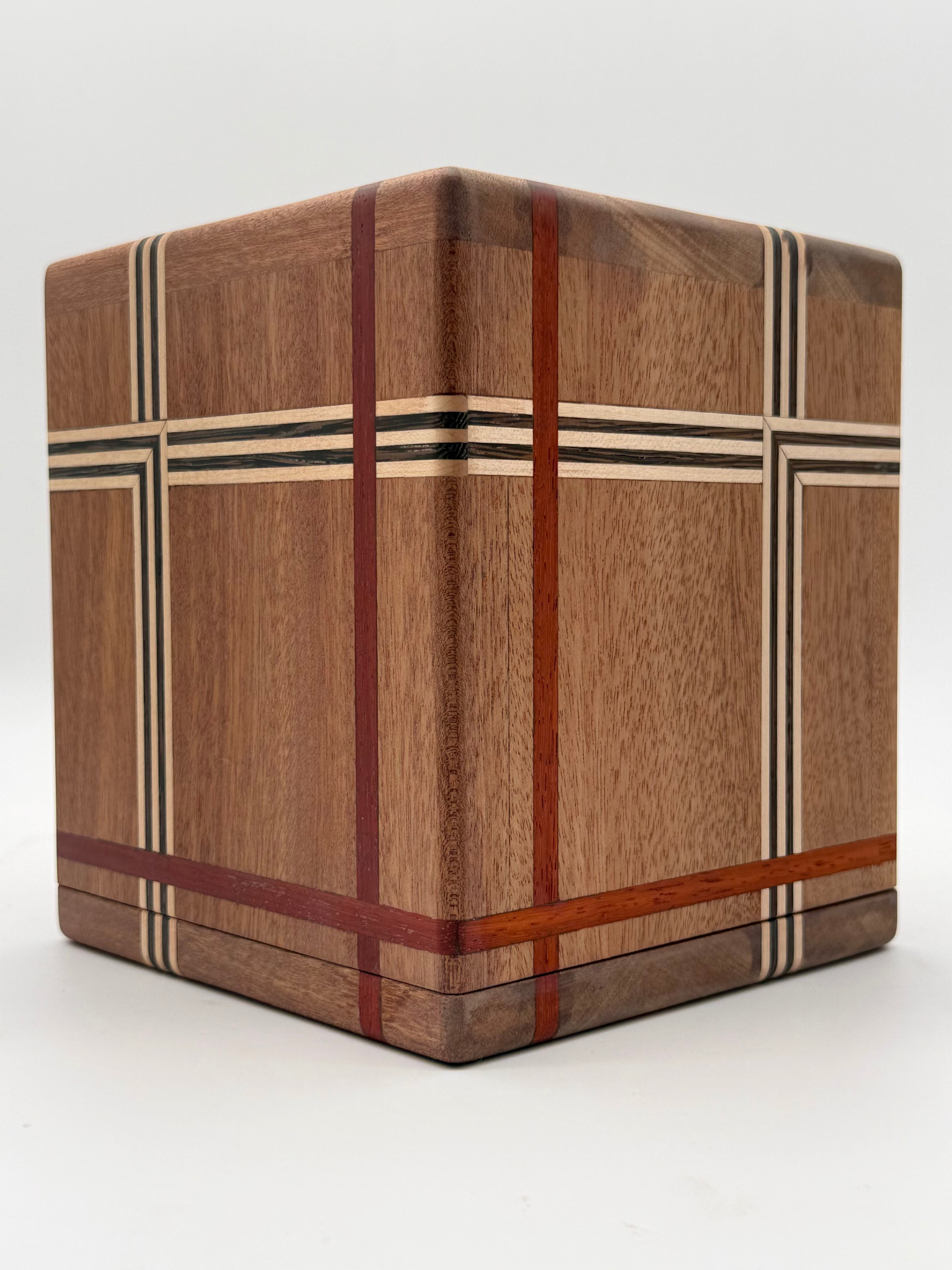 Brass Wolf Workshop_Urn.png