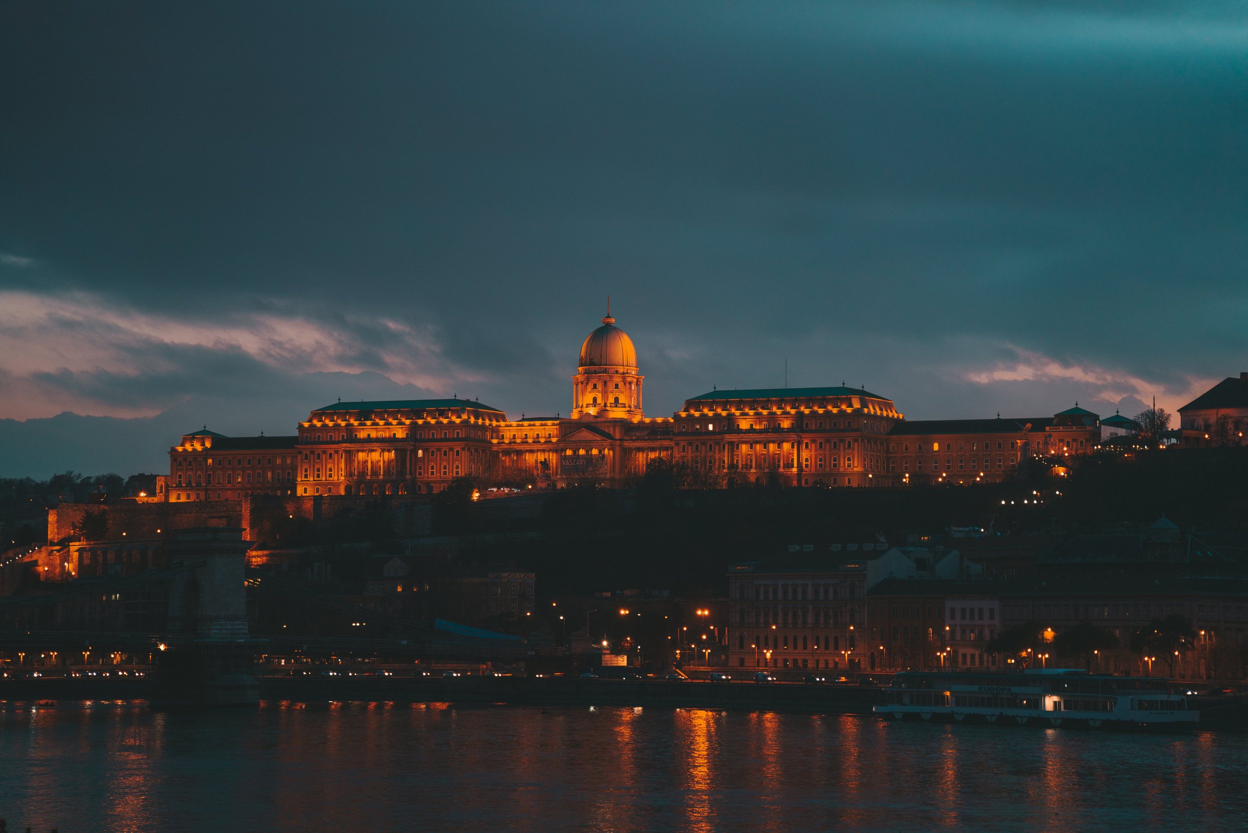 pexels-piccinng-14642047.jpg