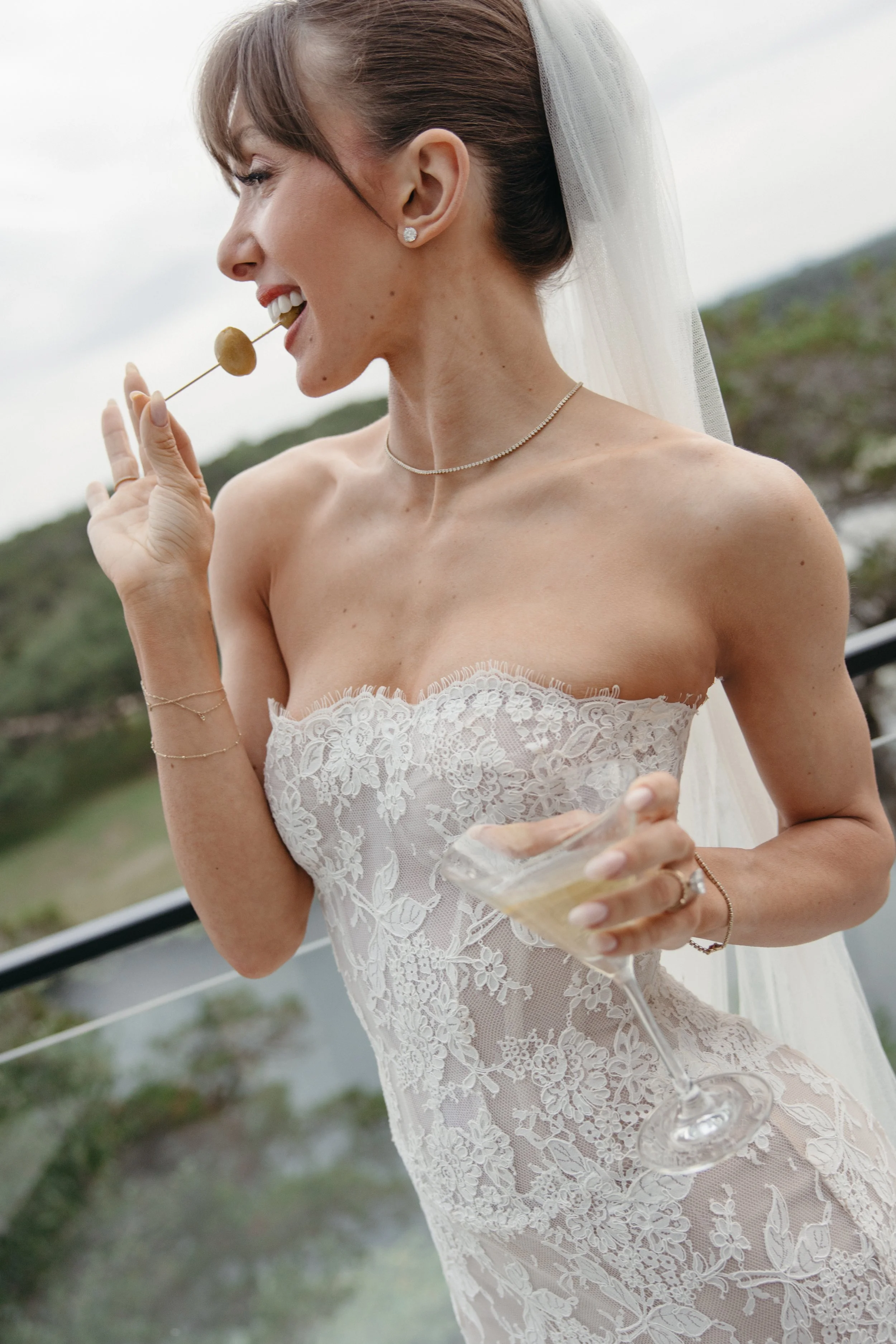 Videre-Estate-Austin-Texas-Wedding-Photographer-Dana-Harel-Design-Kentucky-Derby-Black-White-Attire-Christian-Louboutin-Minimal-Florals-Drapery-Romantic-Classy-Luxury-Editorial-Film-Candid-Documentary-072.jpg