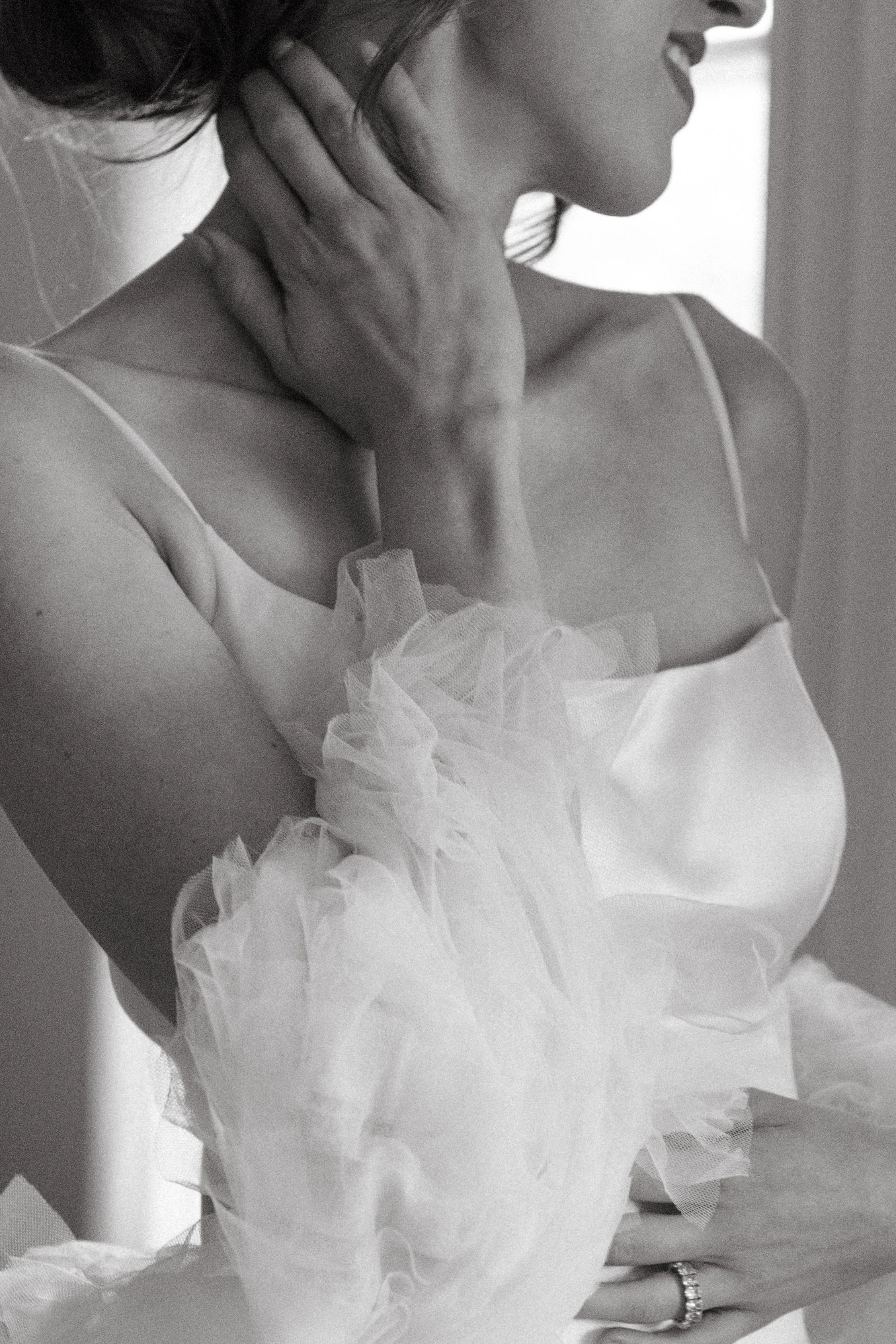 Grand-Lady-Austin-Wedding-Disco-Cowboy-Garden-Austin-Texas-Documentary-Candid-Film-Nontraditional-Modern-Laidback-High-End-Intimate-Luxury-Country-Editorial-21.jpg