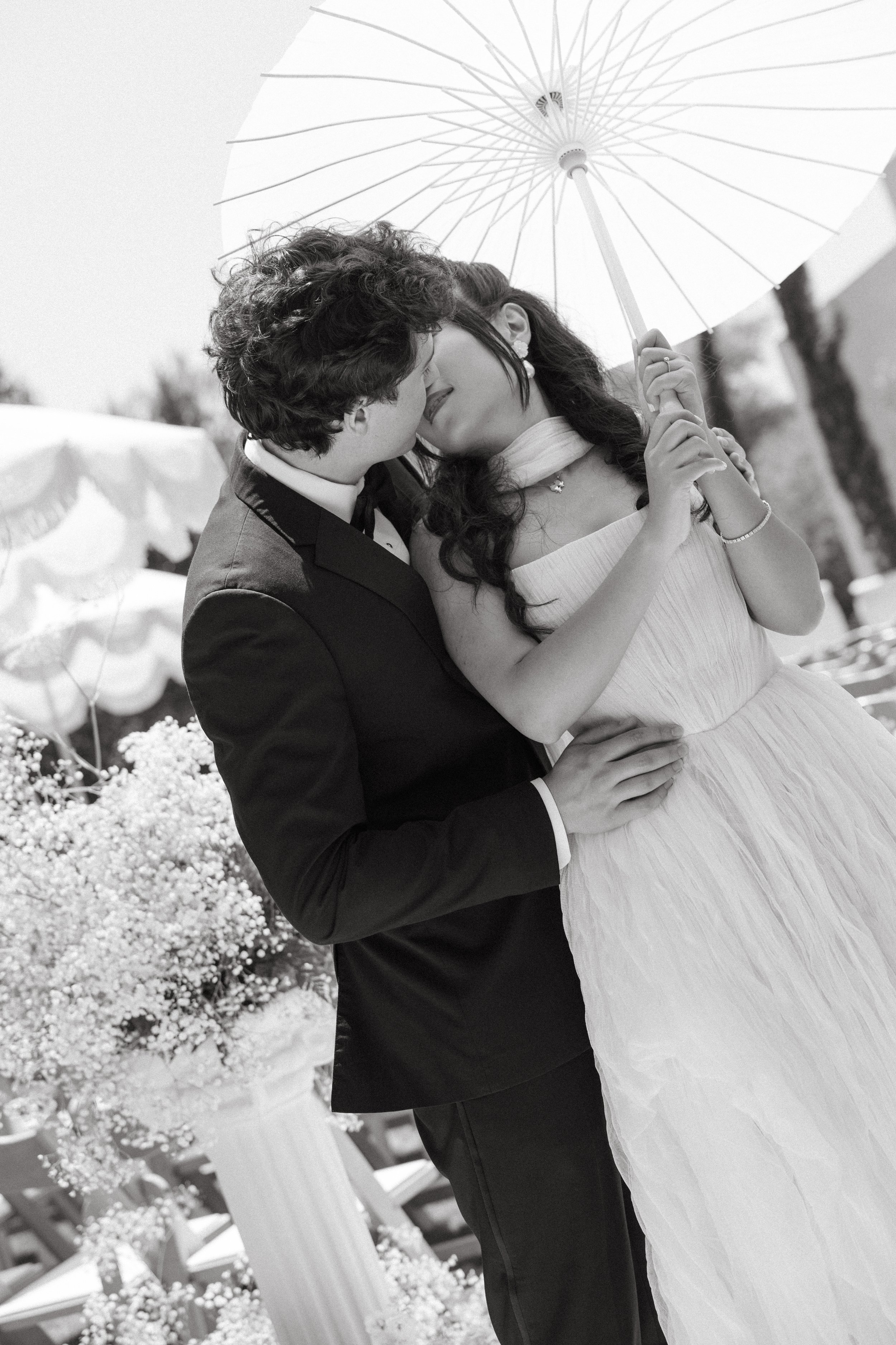 Jeune-perche-wedding-photographer-san-diego-fallbrook-california-documentary-luxury-editorial-elevated-fashion-whimsical-timeless-candid-film-analog-high-end-effortless-wedding-photos-076.jpg