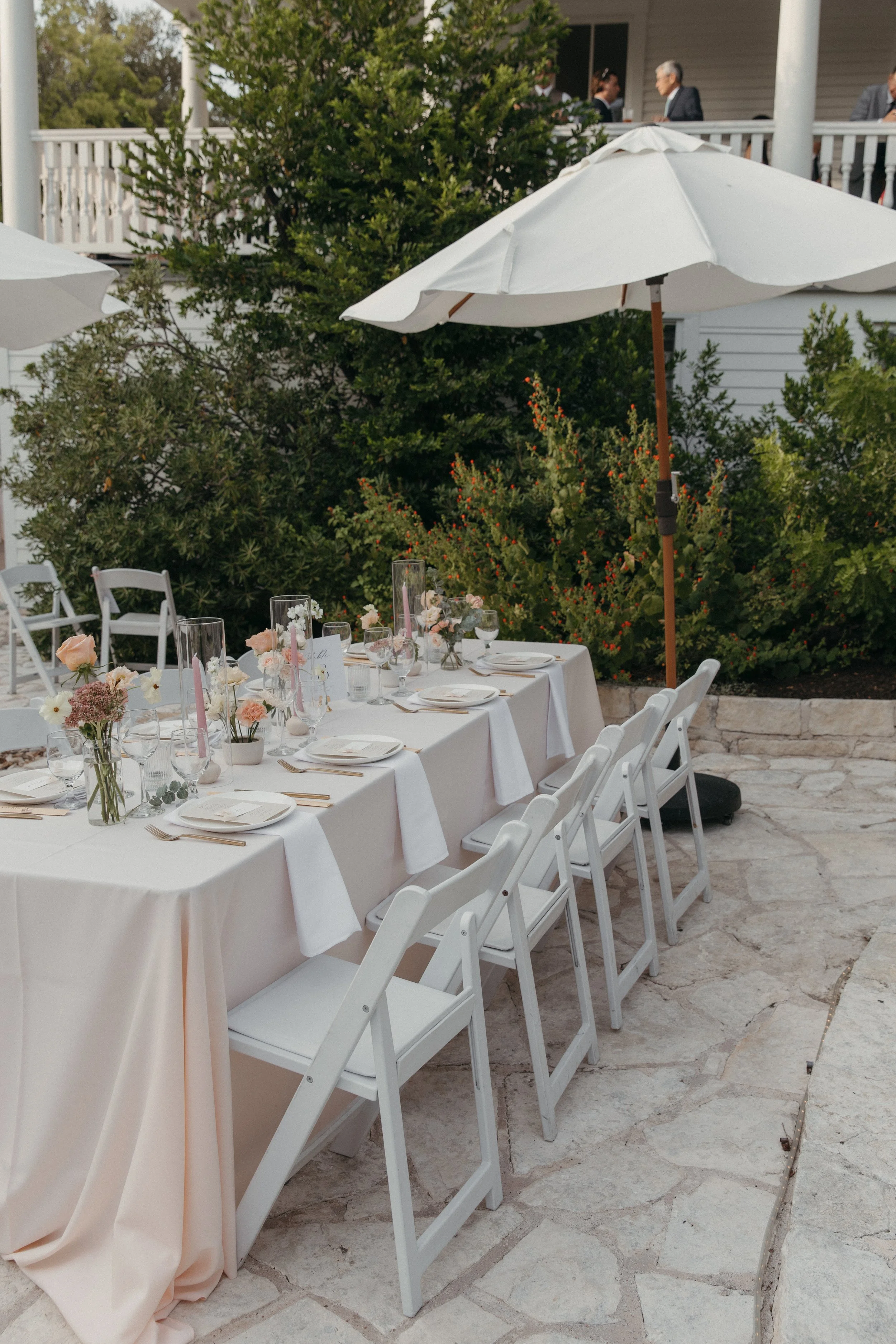 The-Allan-House-Wedding-Photographer-Luxury-High-End-Documentary-Candid-Film-Elegant-Timeless-Editorial-Asian-Vietnamese-Modern-Wedding-Pride-Prejudice-Austin-Texas-73.jpg