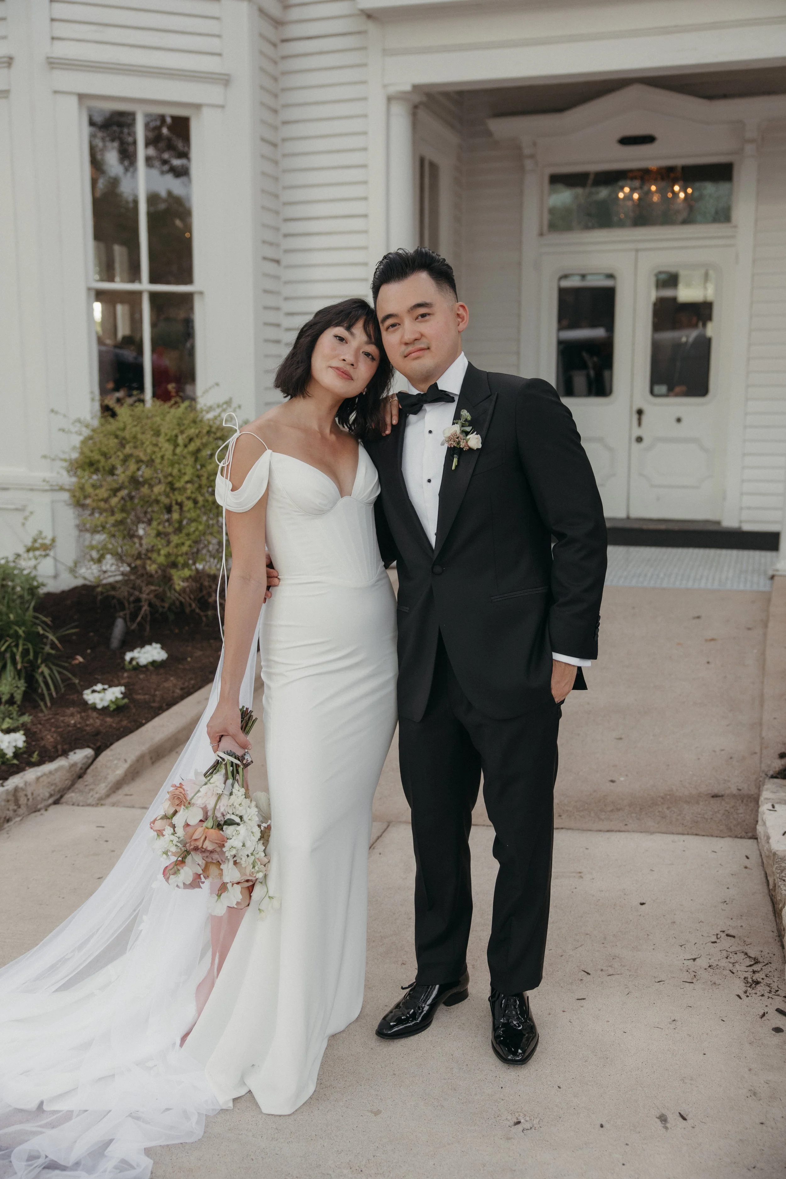 The-Allan-House-Wedding-Photographer-Luxury-High-End-Documentary-Candid-Film-Elegant-Timeless-Editorial-Asian-Vietnamese-Modern-Wedding-Pride-Prejudice-Austin-Texas-61.jpg
