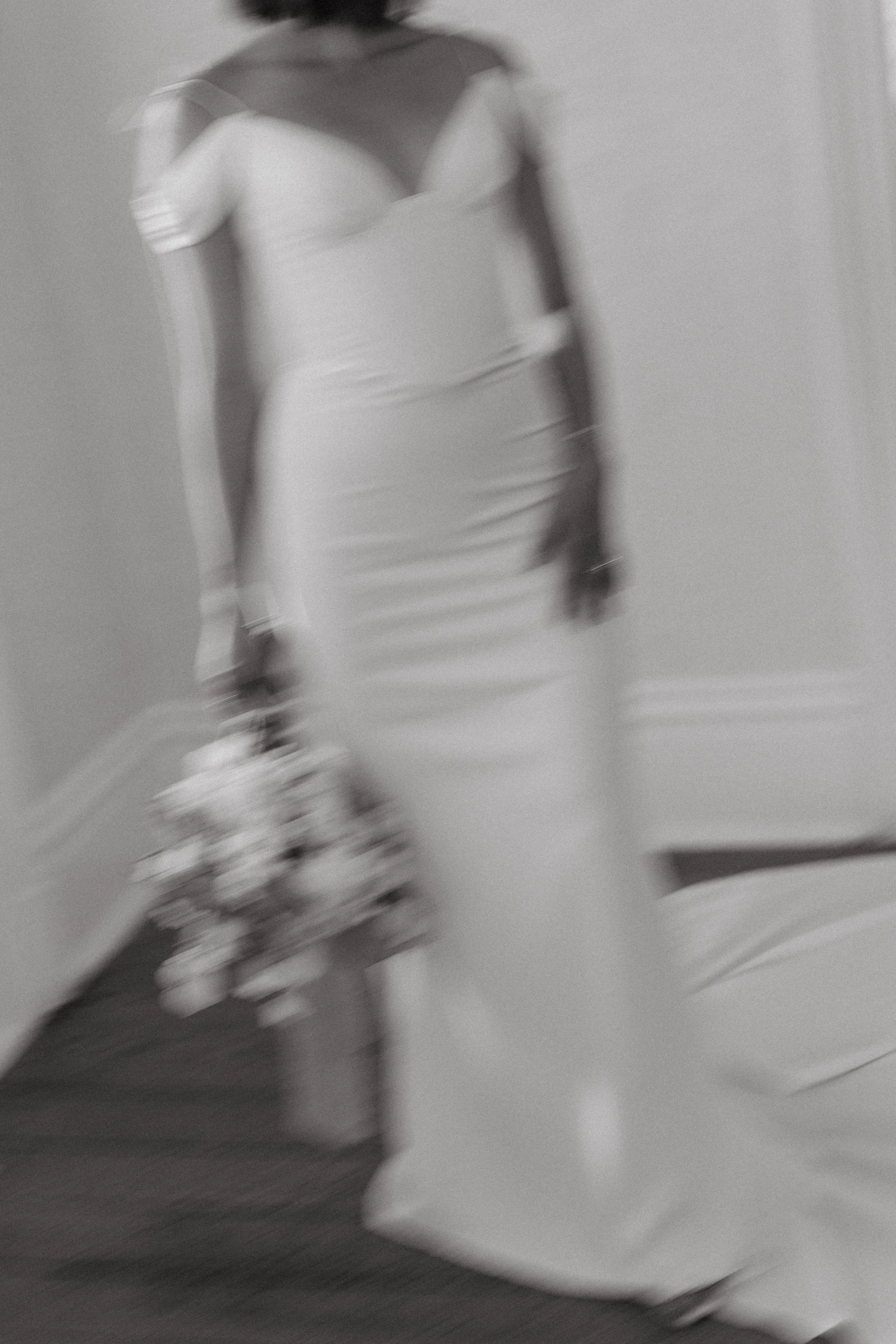 The-Allan-House-Wedding-Photographer-Luxury-High-End-Documentary-Candid-Film-Elegant-Timeless-Editorial-Asian-Vietnamese-Modern-Wedding-Pride-Prejudice-Austin-Texas-10.jpg