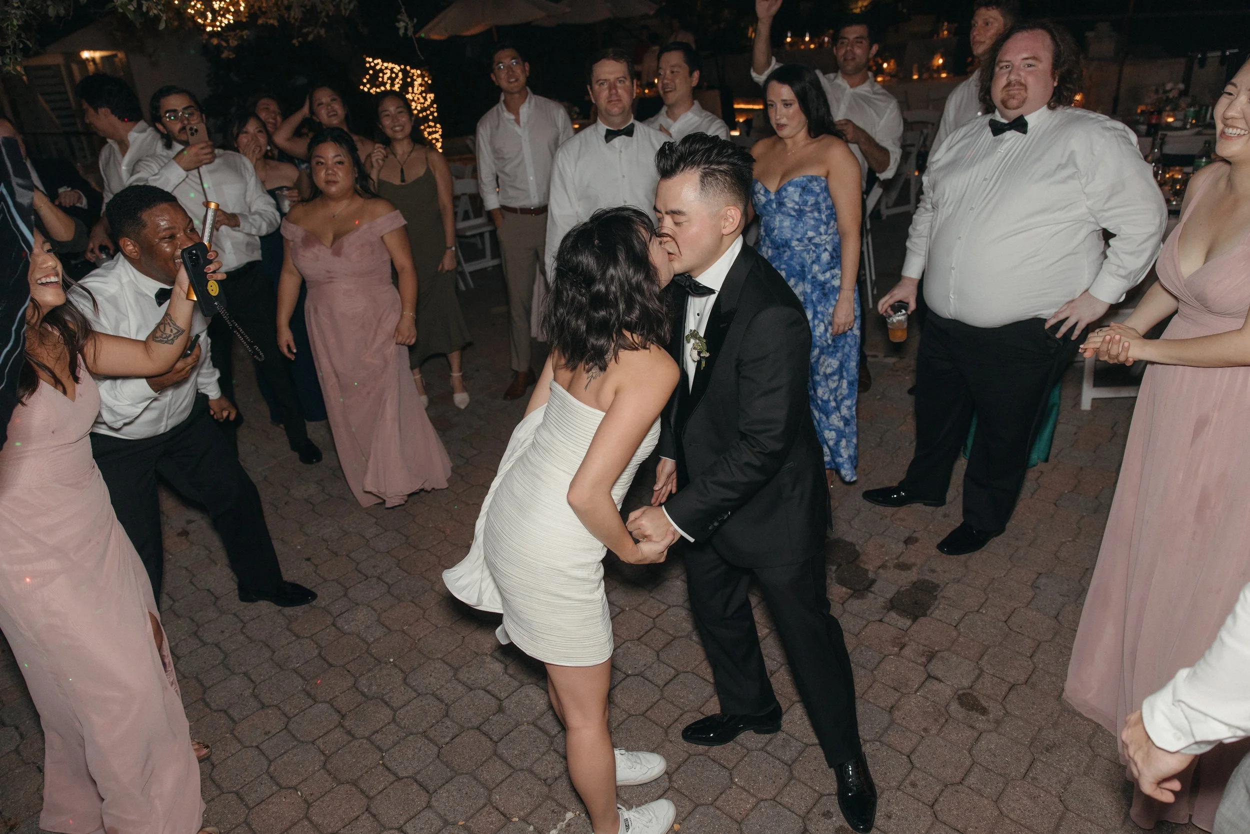 The-Allan-House-Wedding-Photographer-Luxury-High-End-Documentary-Candid-Film-Elegant-Timeless-Editorial-Asian-Vietnamese-Modern-Wedding-Pride-Prejudice-Austin-Texas-96.jpg