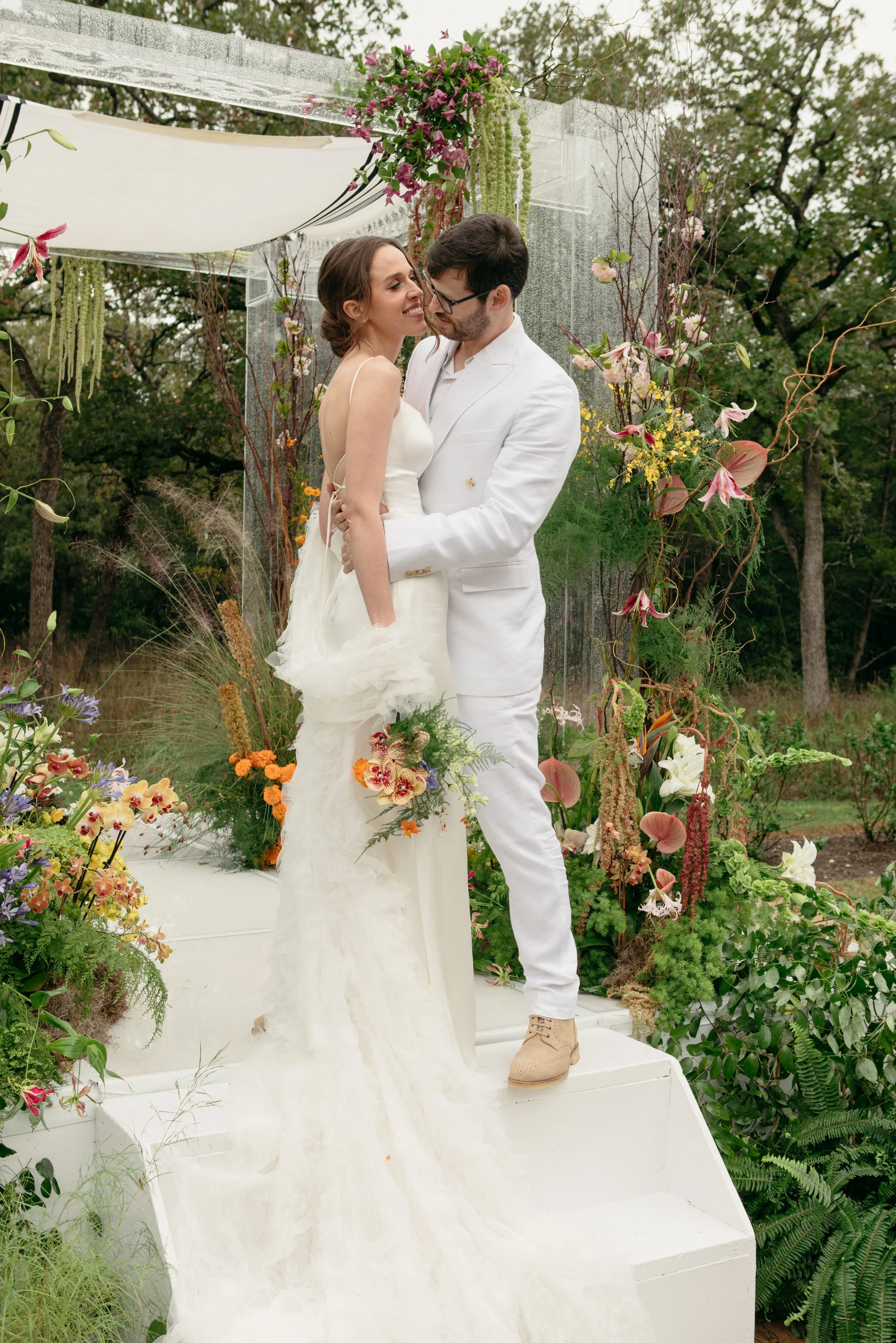 Grand-Lady-Austin-Wedding-Disco-Cowboy-Garden-Austin-Texas-Documentary-Candid-Film-Nontraditional-Modern-Laidback-High-End-Intimate-Luxury-Country-Editorial-46.jpg