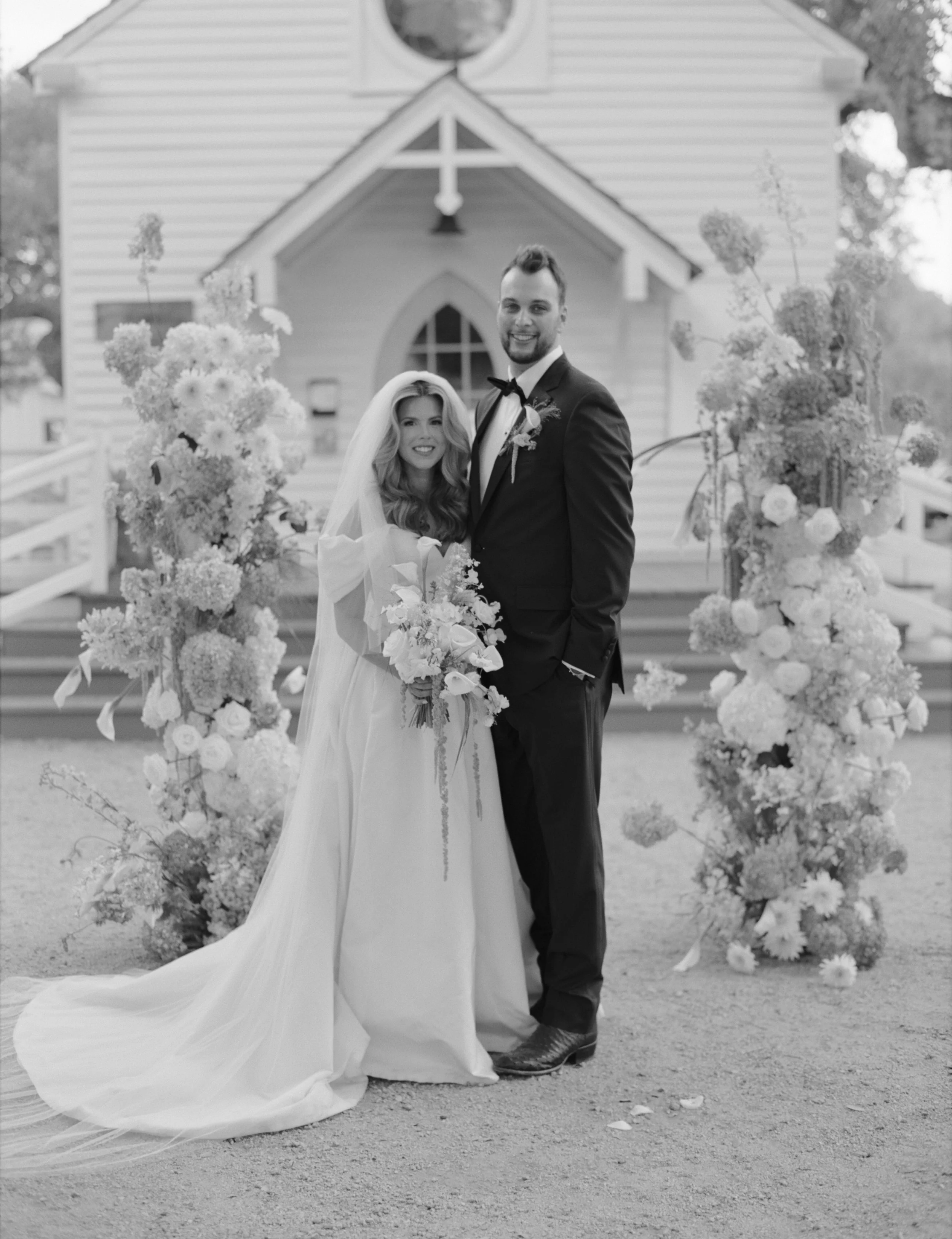 Wedding ceremony at Hotel Lulu Round Top Texas — southern chic western glam, candid film photography by Lauren Nicole Photo